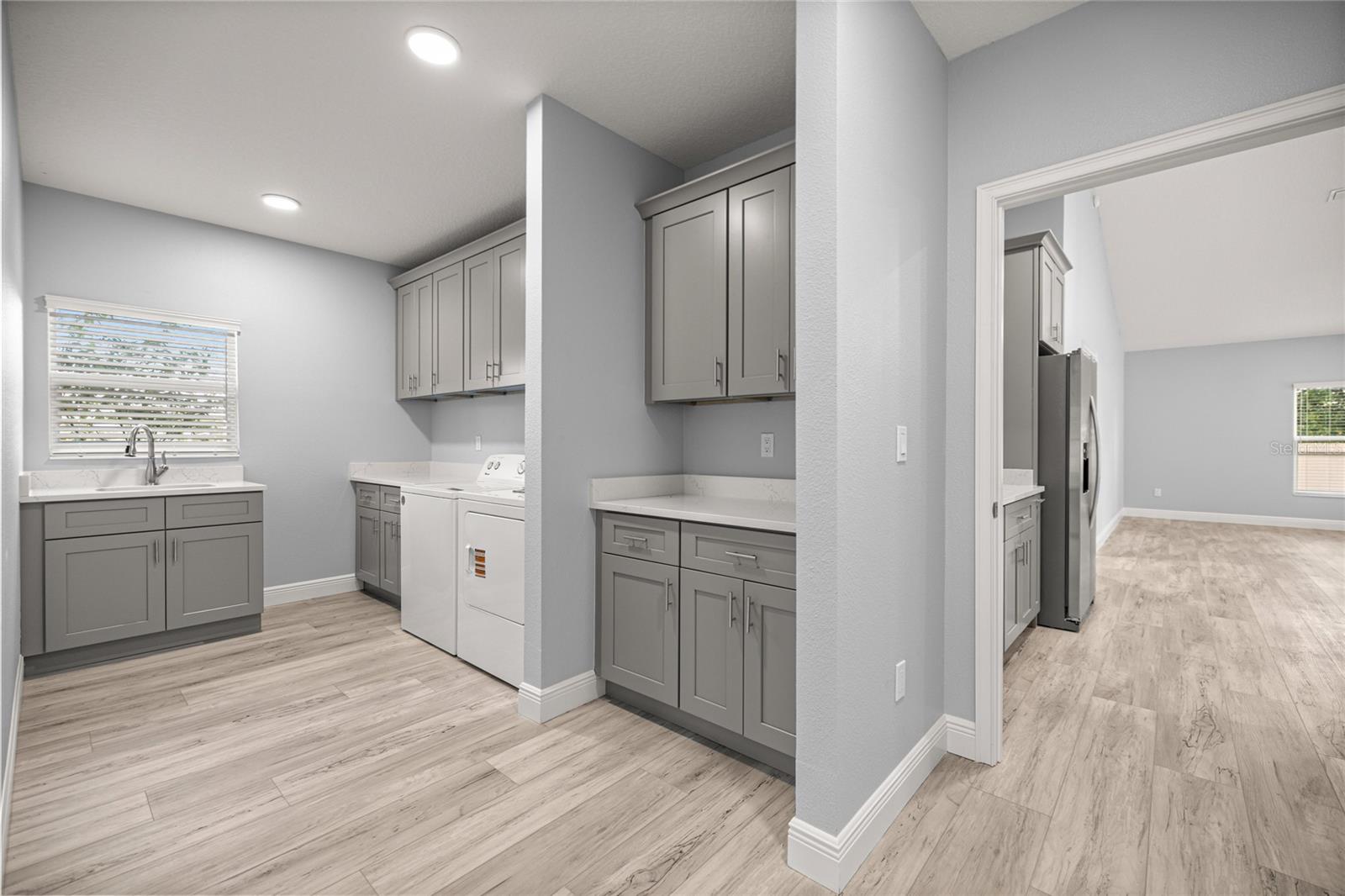 HUNTER'S RDG - Residential