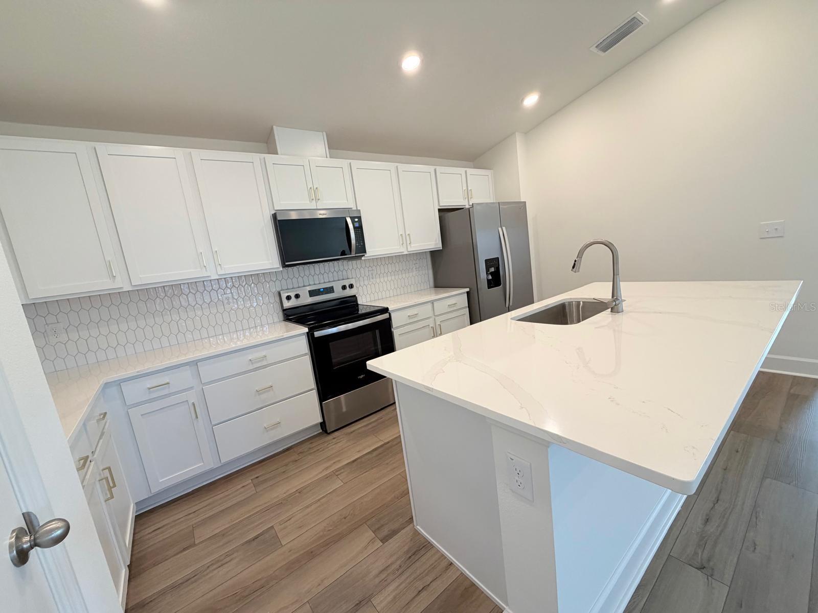 MAGNOLIA CREEK PHASE 2 - Residential Lease