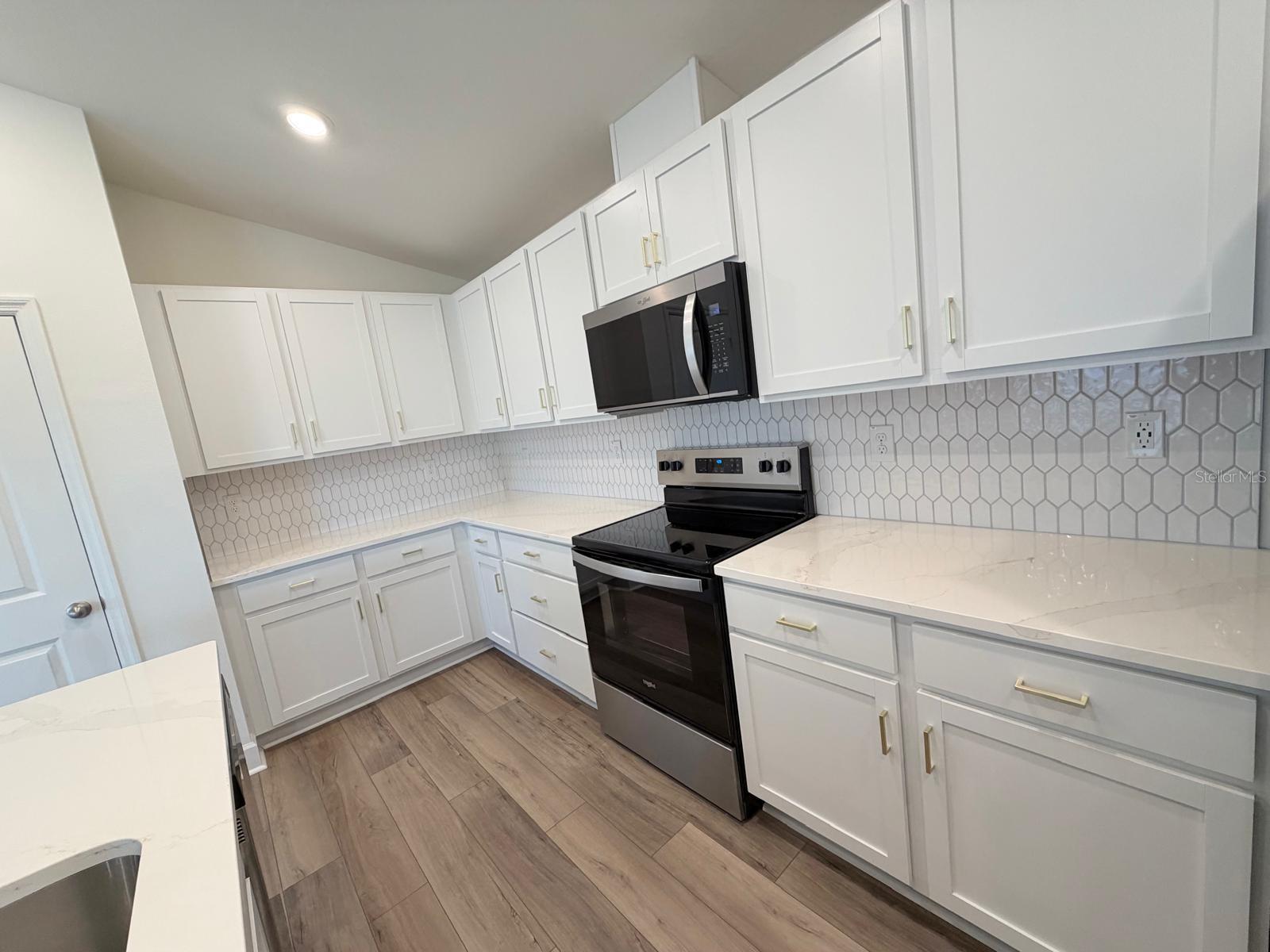 MAGNOLIA CREEK PHASE 2 - Residential Lease