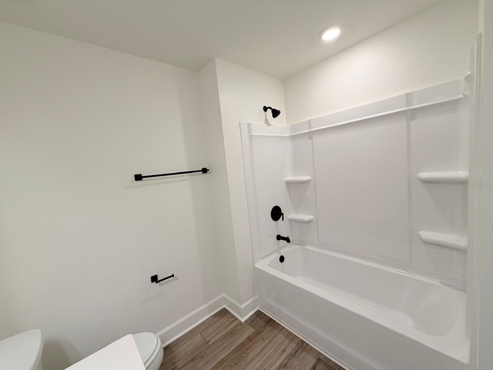 MAGNOLIA CREEK PHASE 2 - Residential Lease