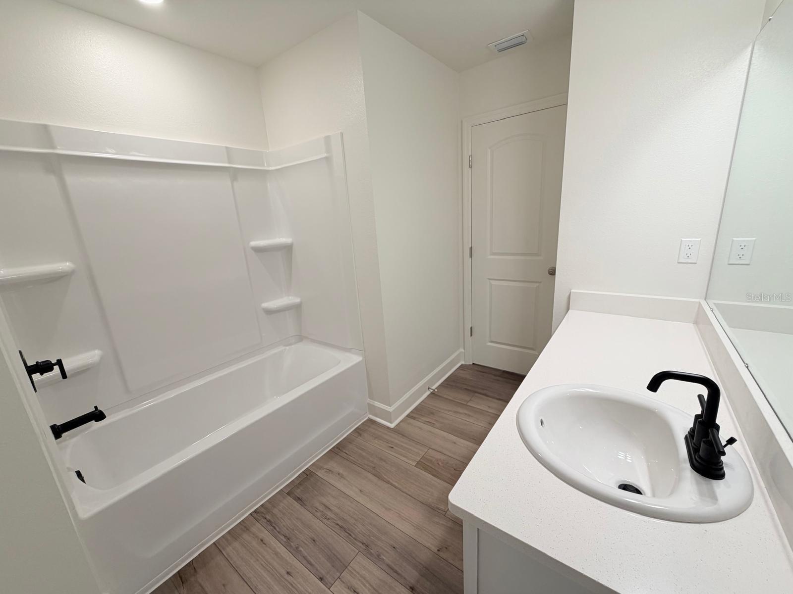 MAGNOLIA CREEK PHASE 2 - Residential Lease