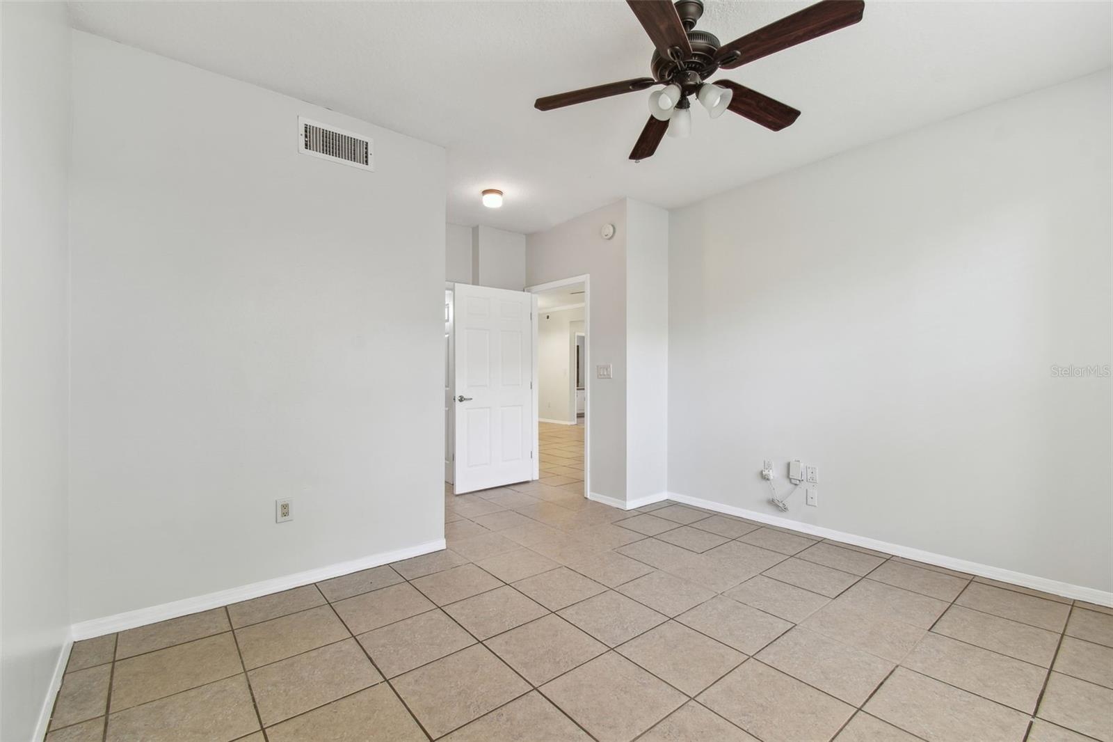 THE PINNACLE AT CARROLLWOOD A - Residential
