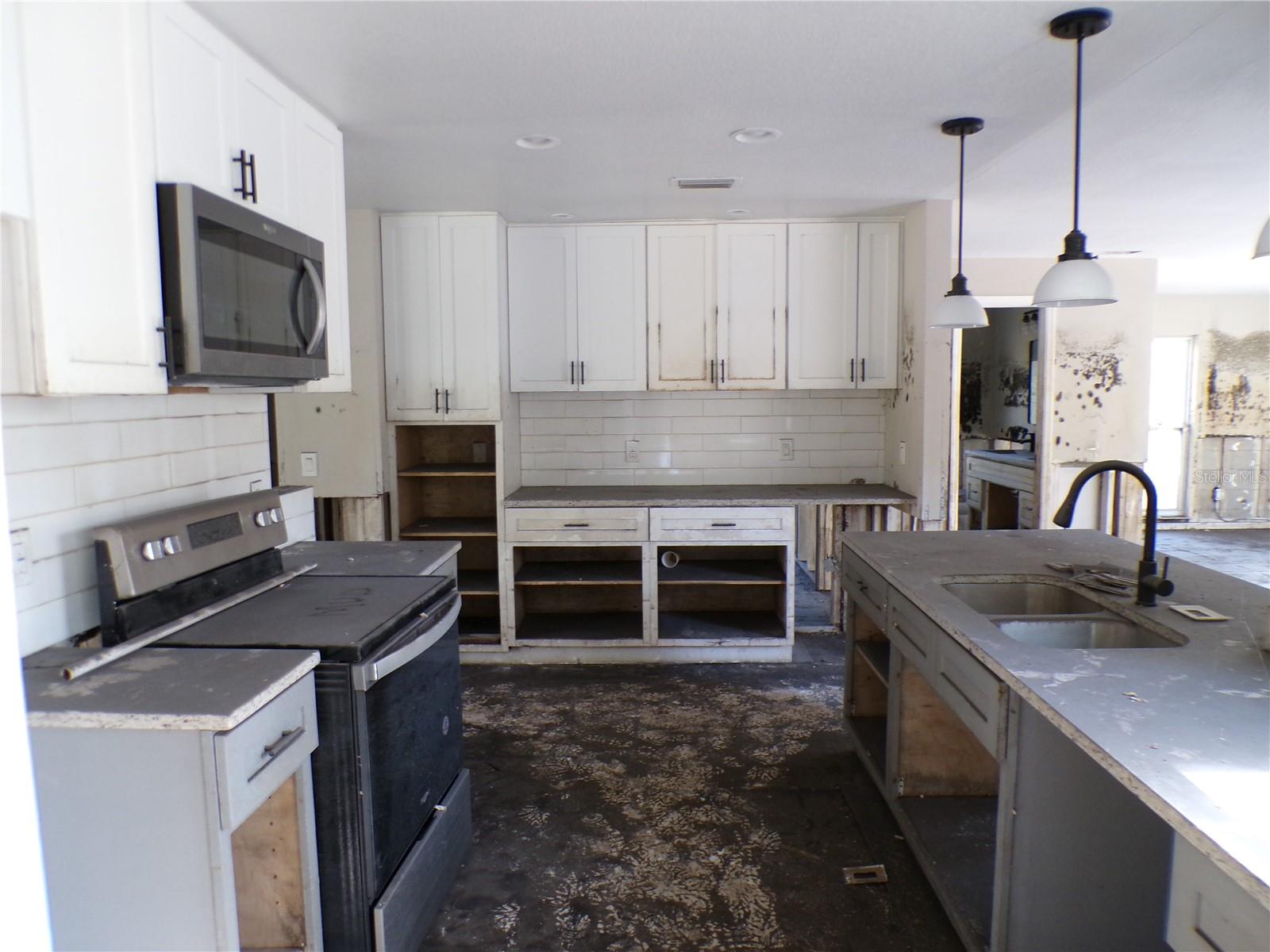 UNPLATTED - Residential