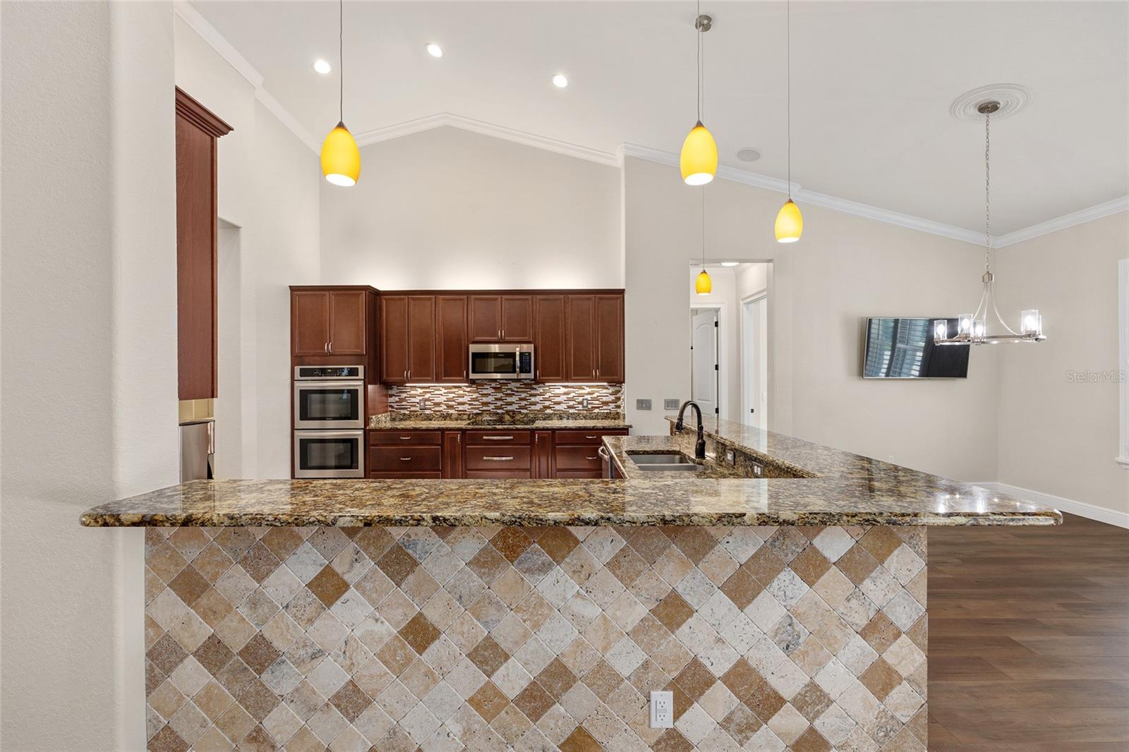 WEITLUND ACRES - Residential