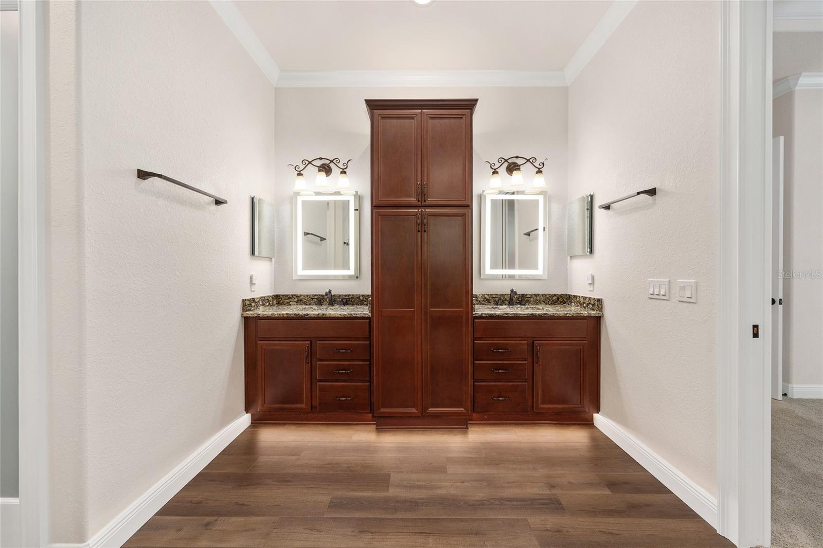 WEITLUND ACRES - Residential
