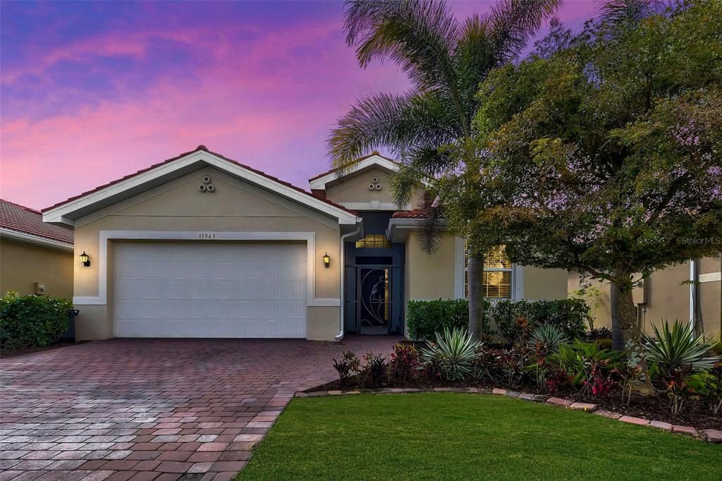 Photo of 11563 BLACKFIN STREET, VENICE, FL 34292 (MLS # N6124905)