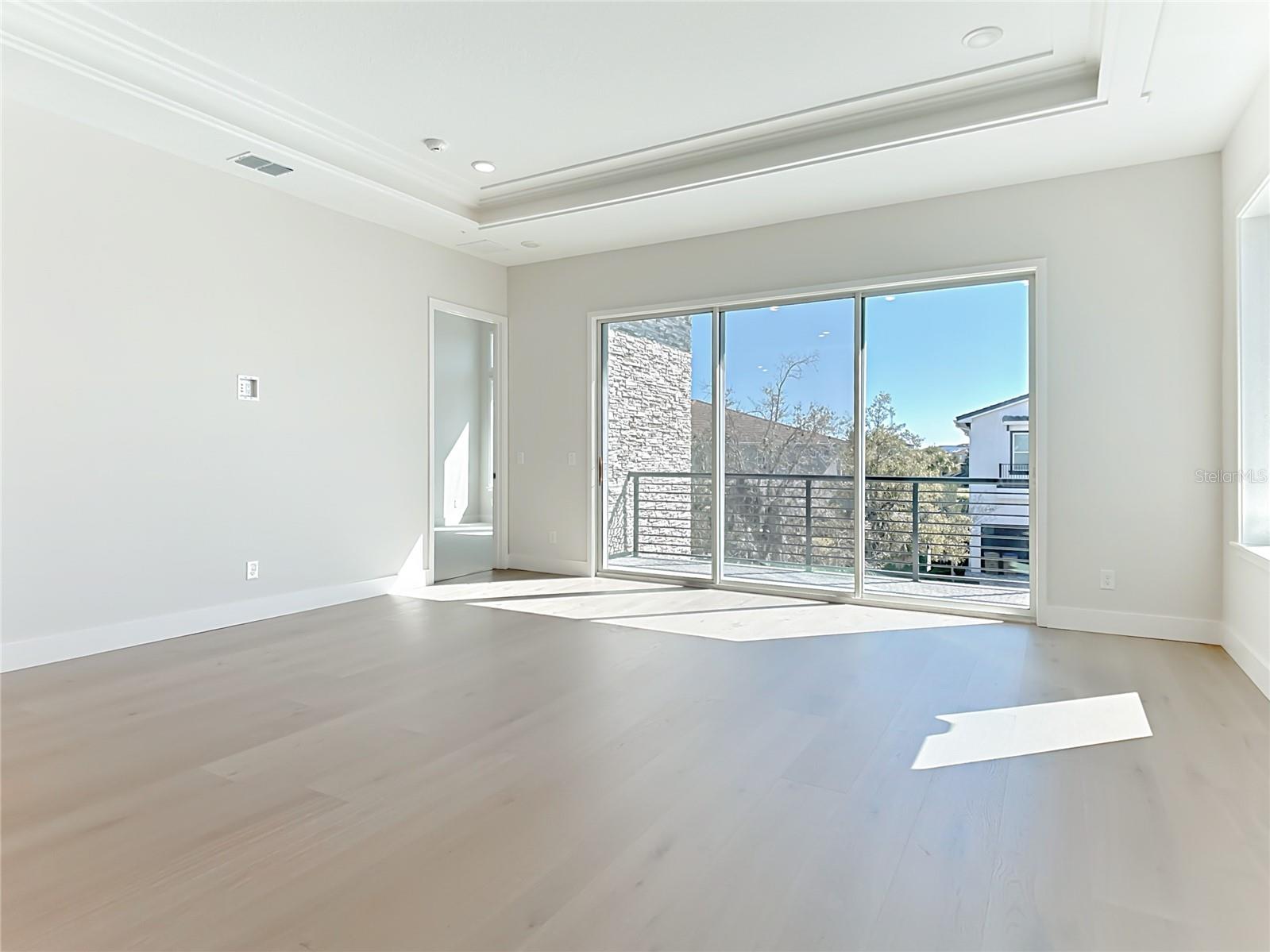 REUNION WEST - Residential