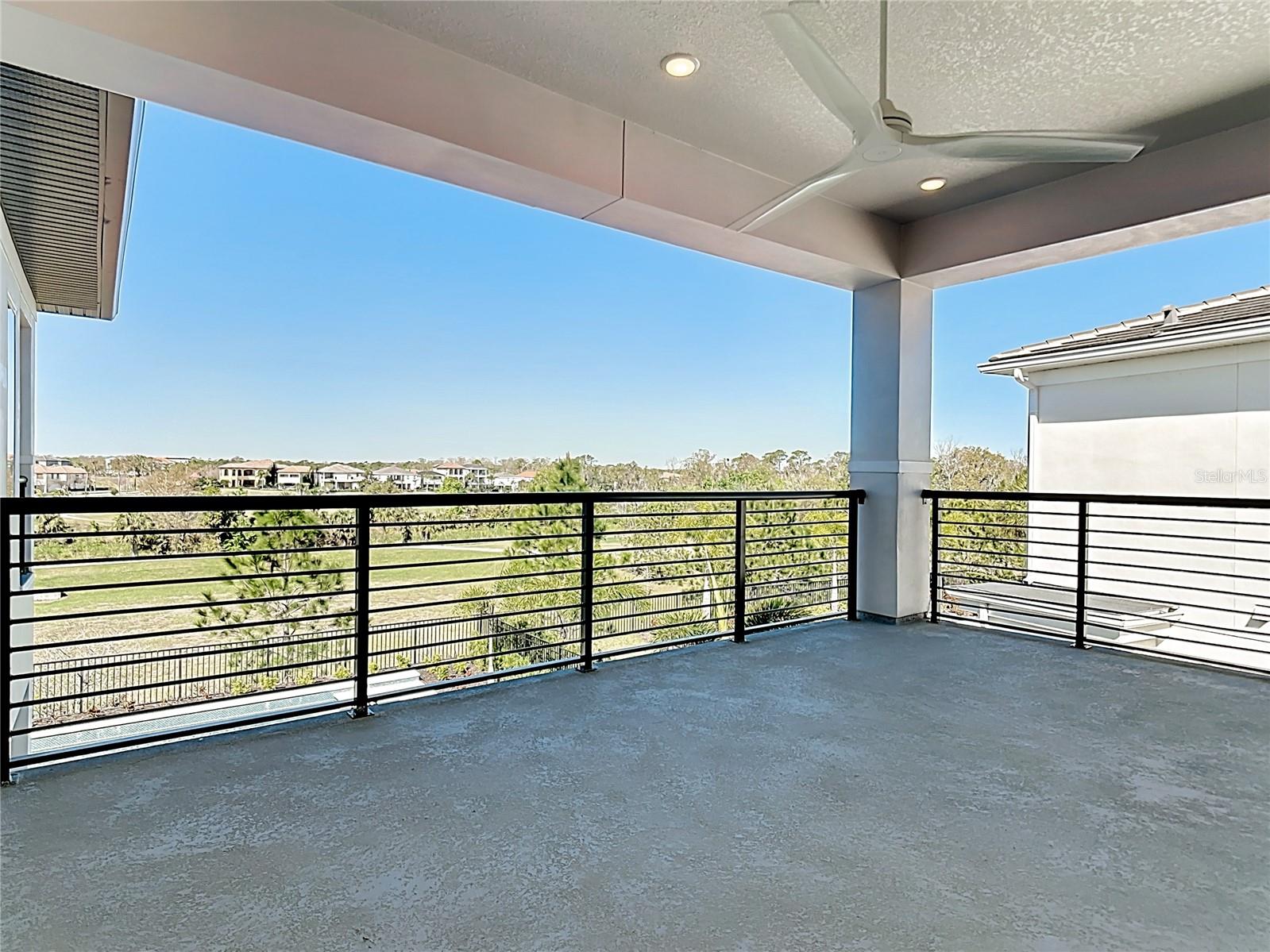 REUNION WEST - Residential