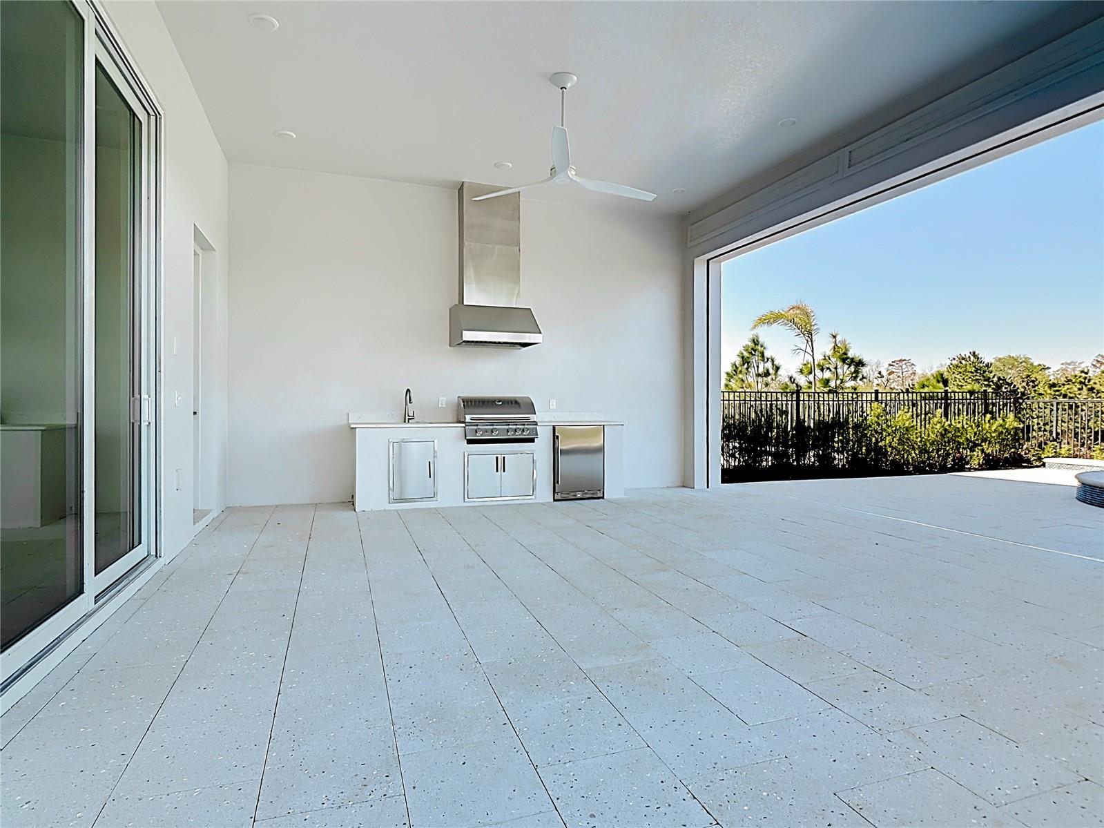 REUNION WEST - Residential
