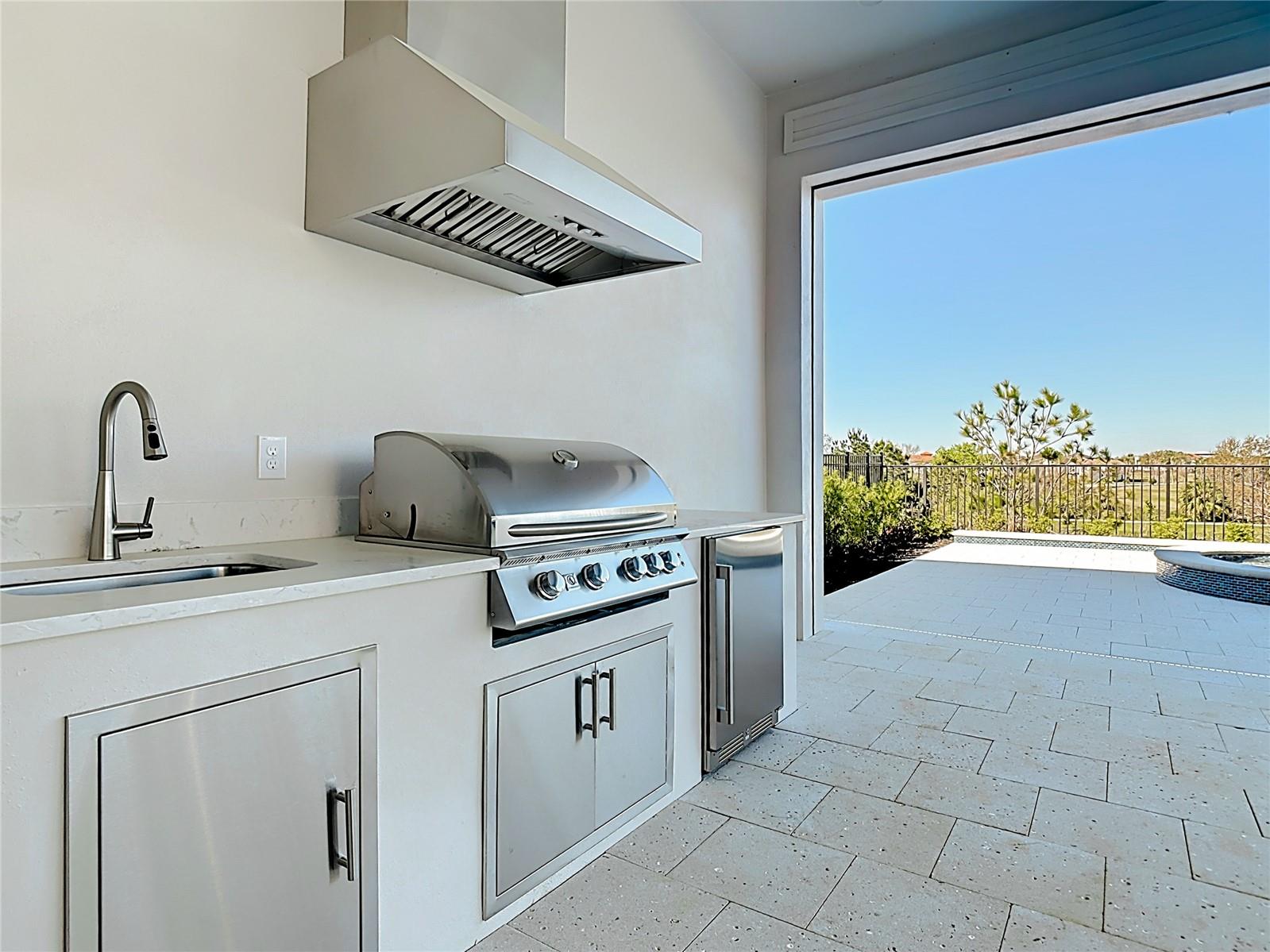 REUNION WEST - Residential