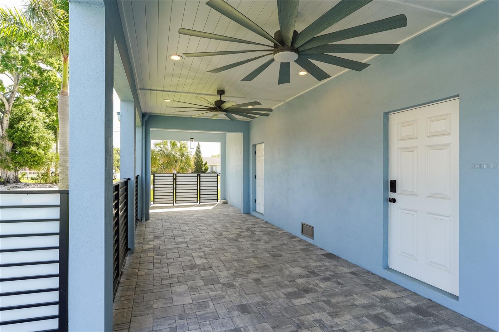 BAY CREST PARK UNIT 01 - Residential