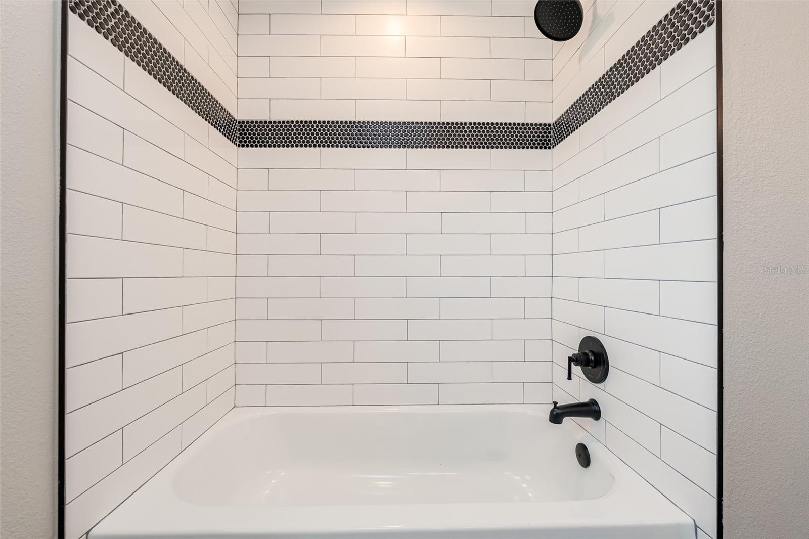 BAY CREST PARK UNIT 01 - Residential