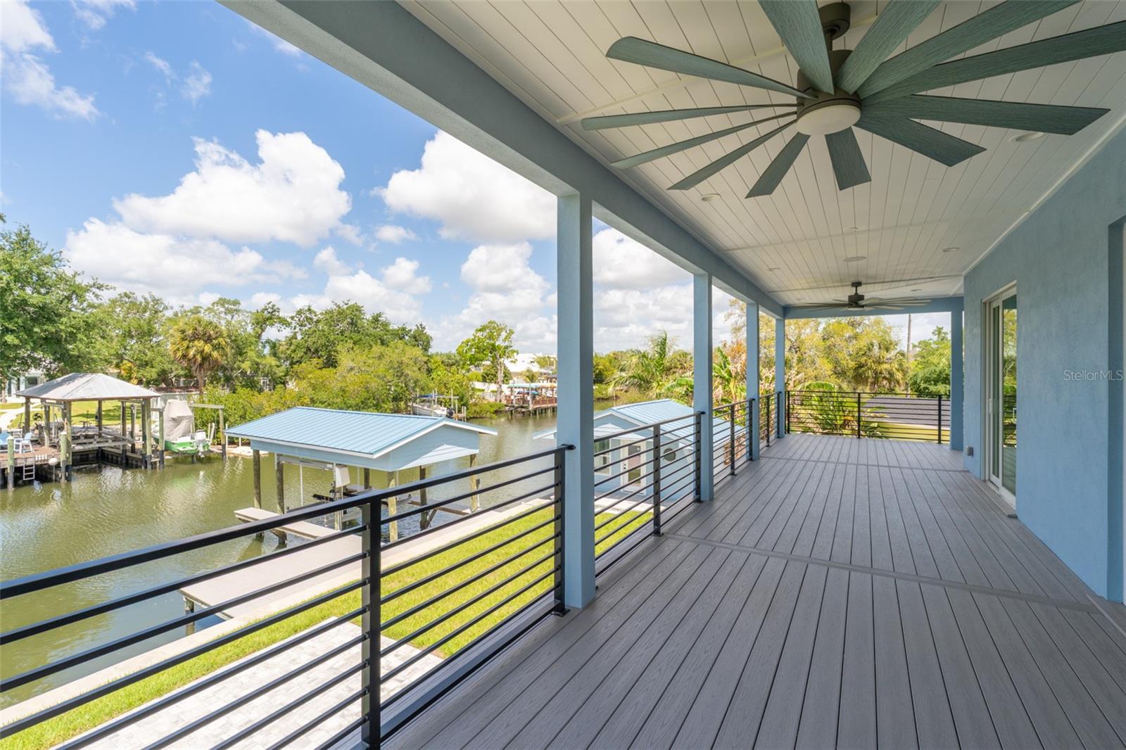 BAY CREST PARK UNIT 01 - Residential