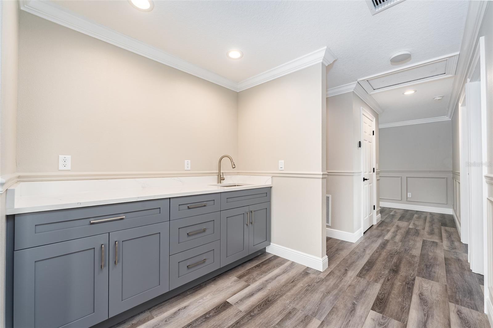 BAY CREST PARK UNIT 01 - Residential