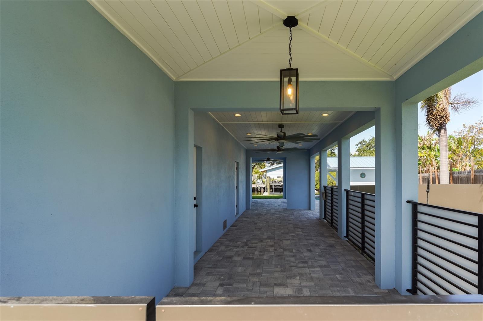 BAY CREST PARK UNIT 01 - Residential