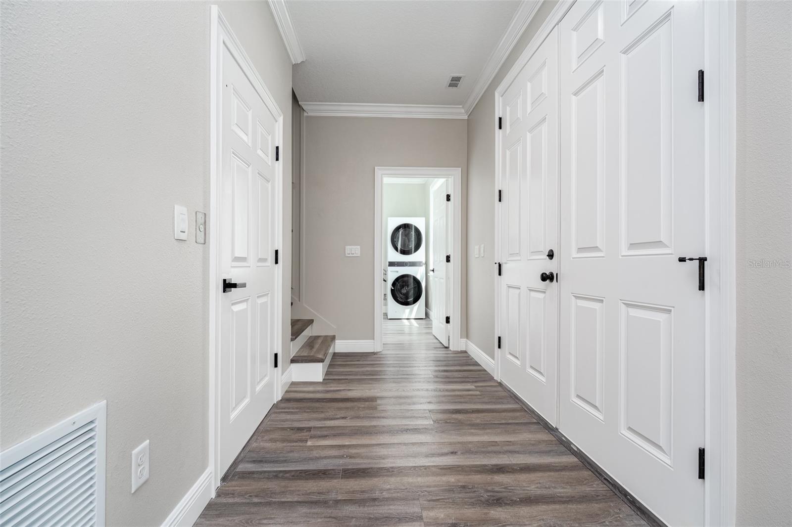 BAY CREST PARK UNIT 01 - Residential