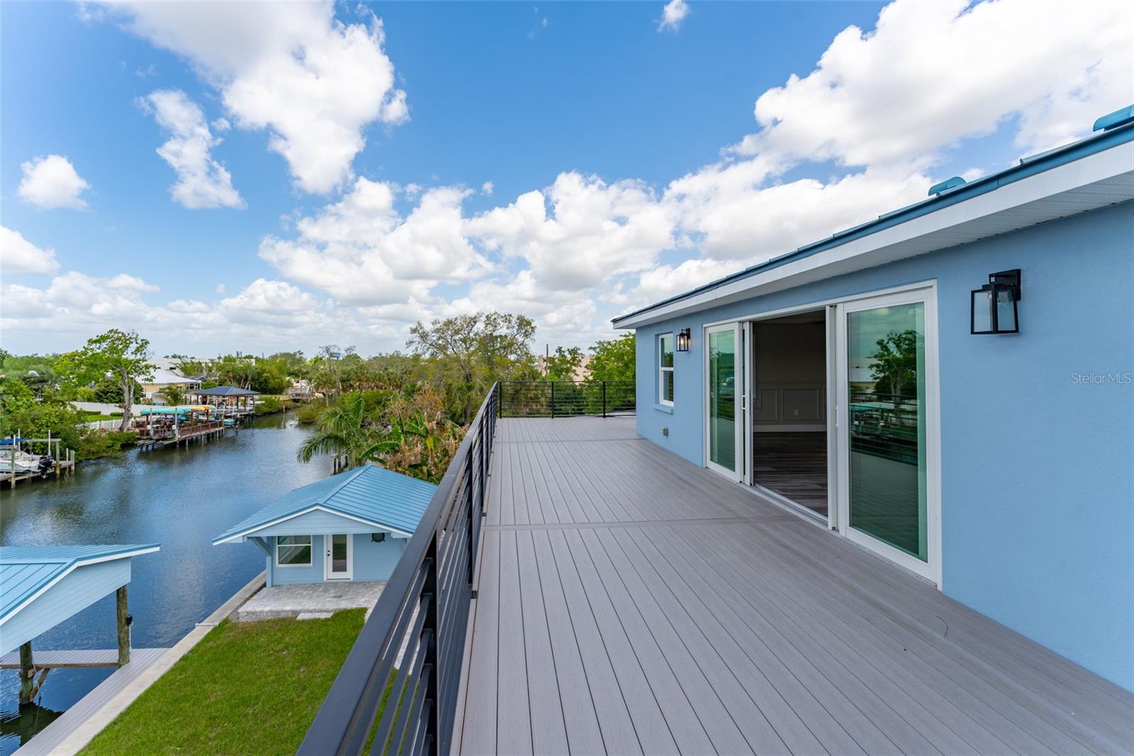 BAY CREST PARK UNIT 01 - Residential