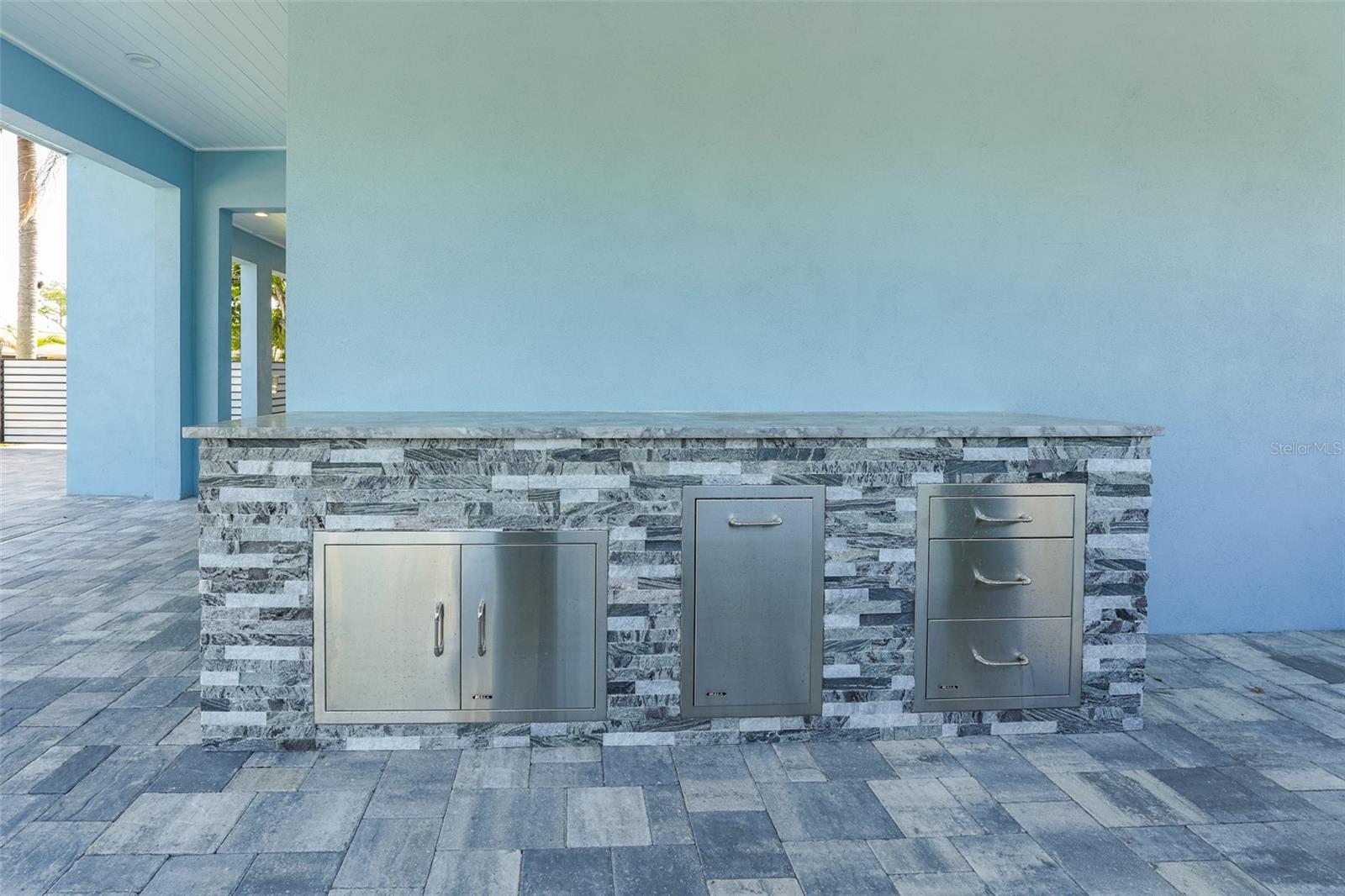 BAY CREST PARK UNIT 01 - Residential