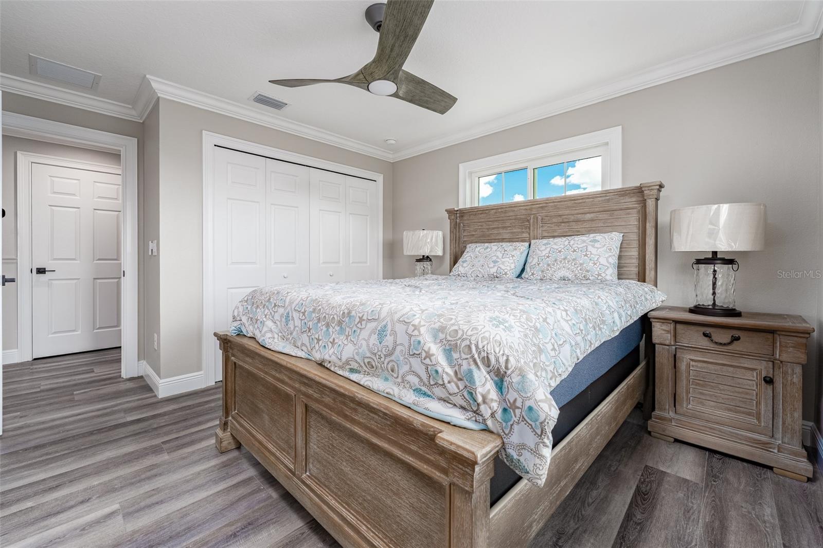 BAY CREST PARK UNIT 01 - Residential