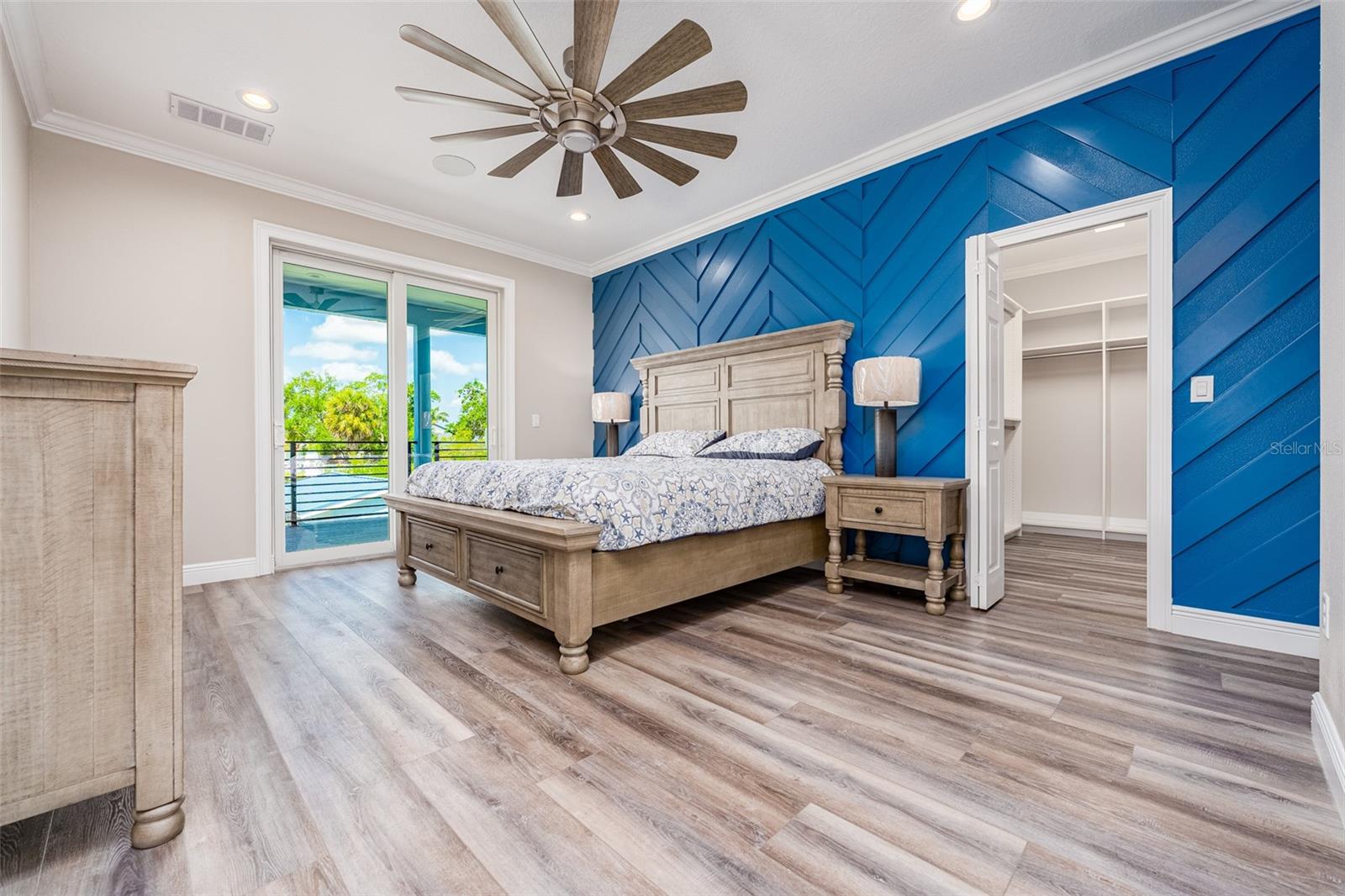 BAY CREST PARK UNIT 01 - Residential