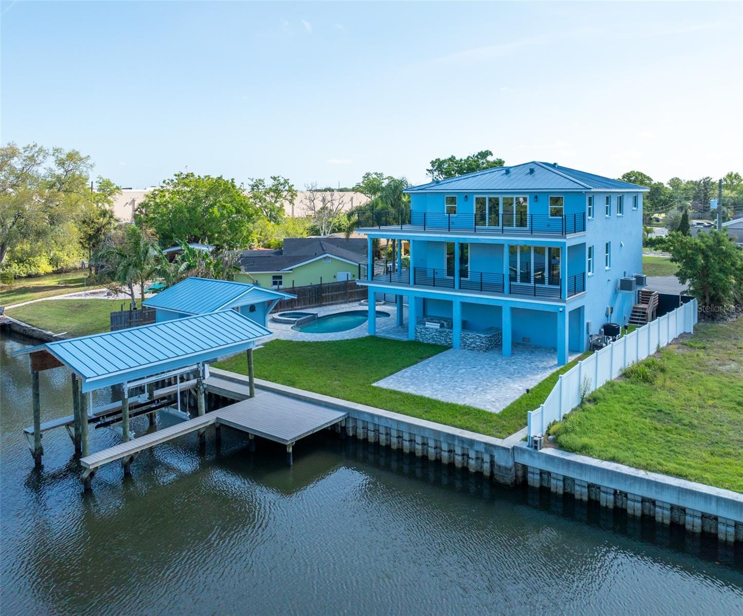 BAY CREST PARK UNIT 01 - Residential