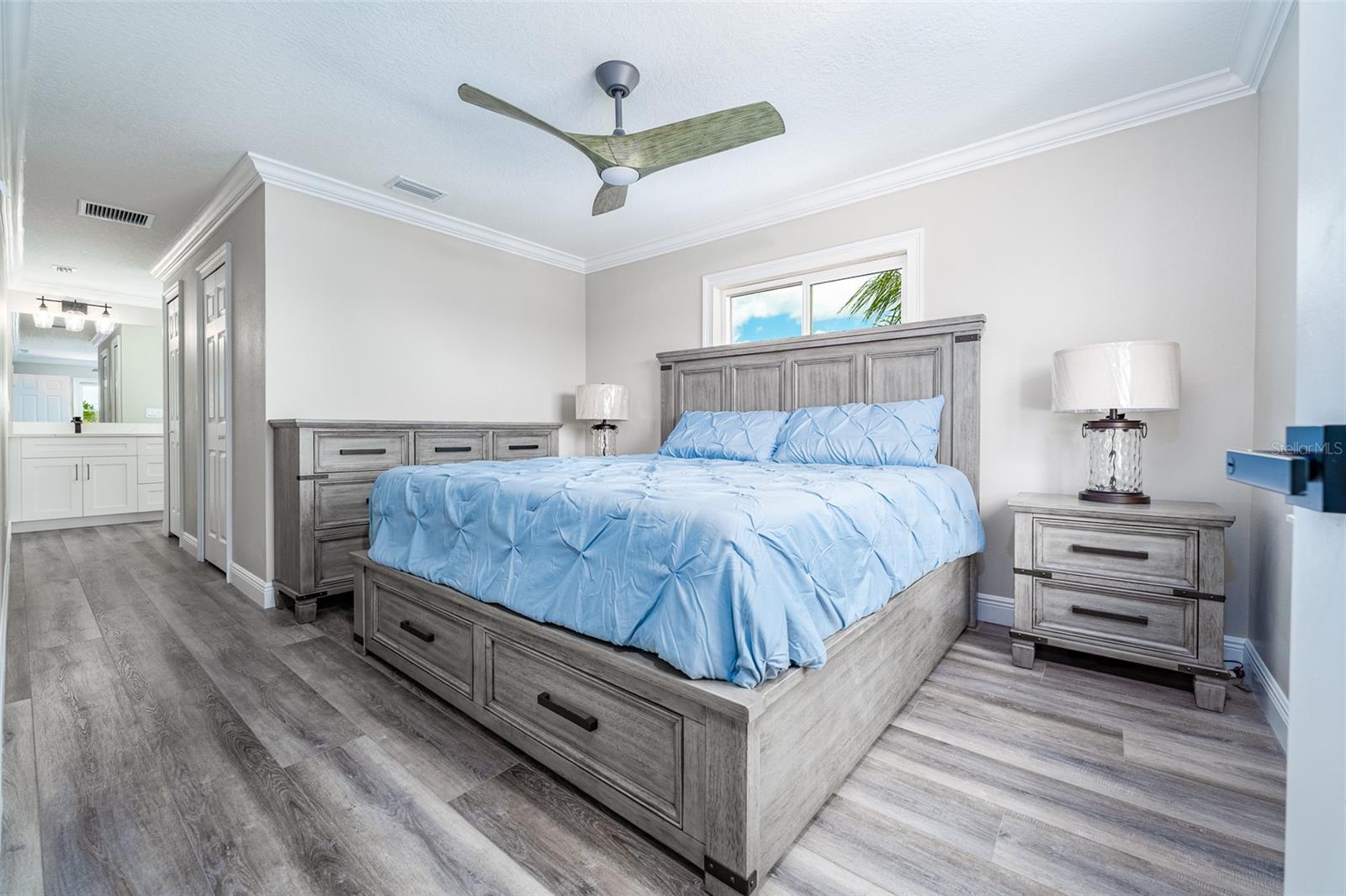 BAY CREST PARK UNIT 01 - Residential