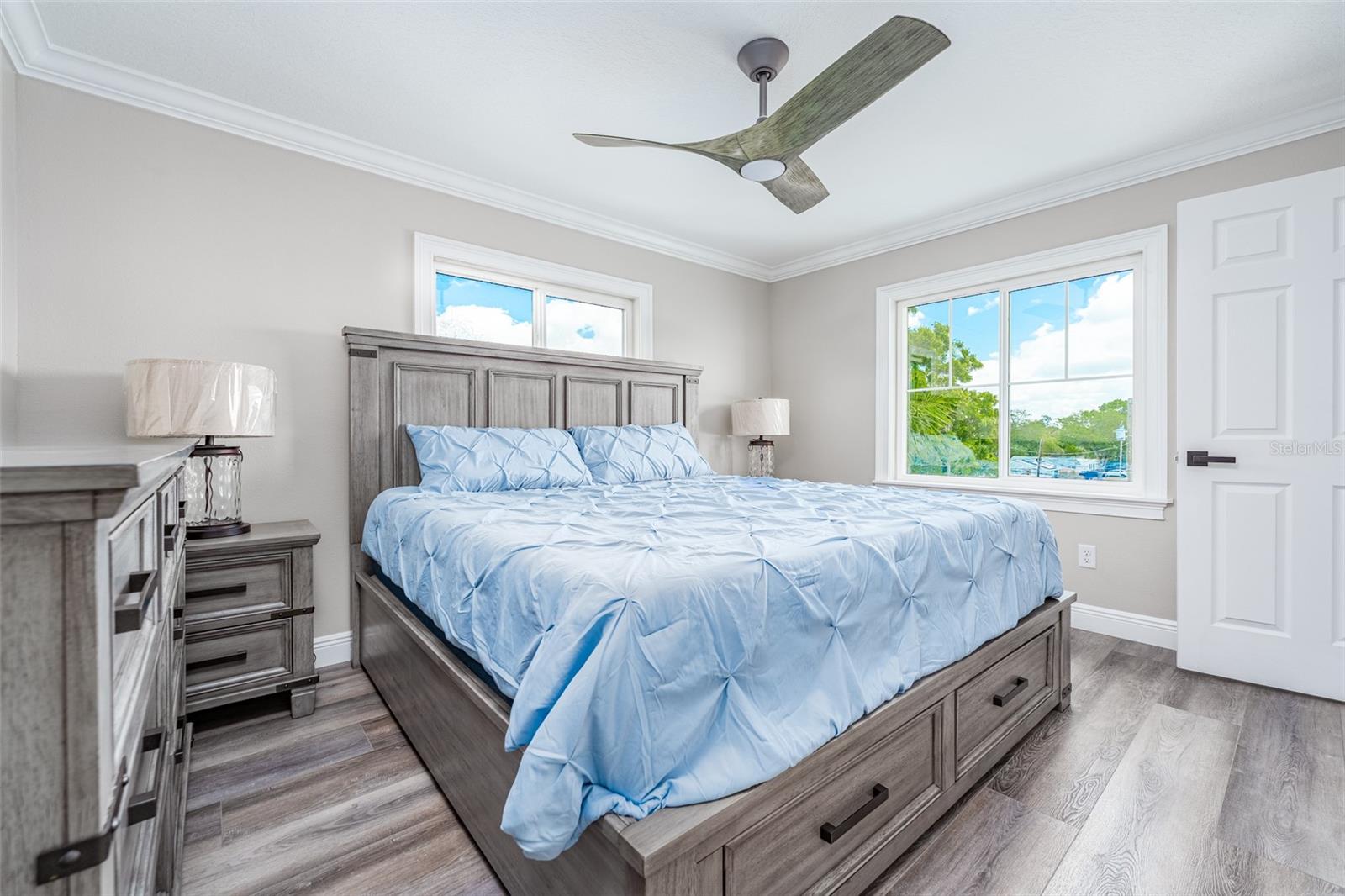 BAY CREST PARK UNIT 01 - Residential