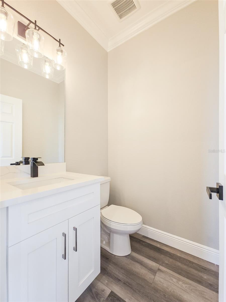 BAY CREST PARK UNIT 01 - Residential