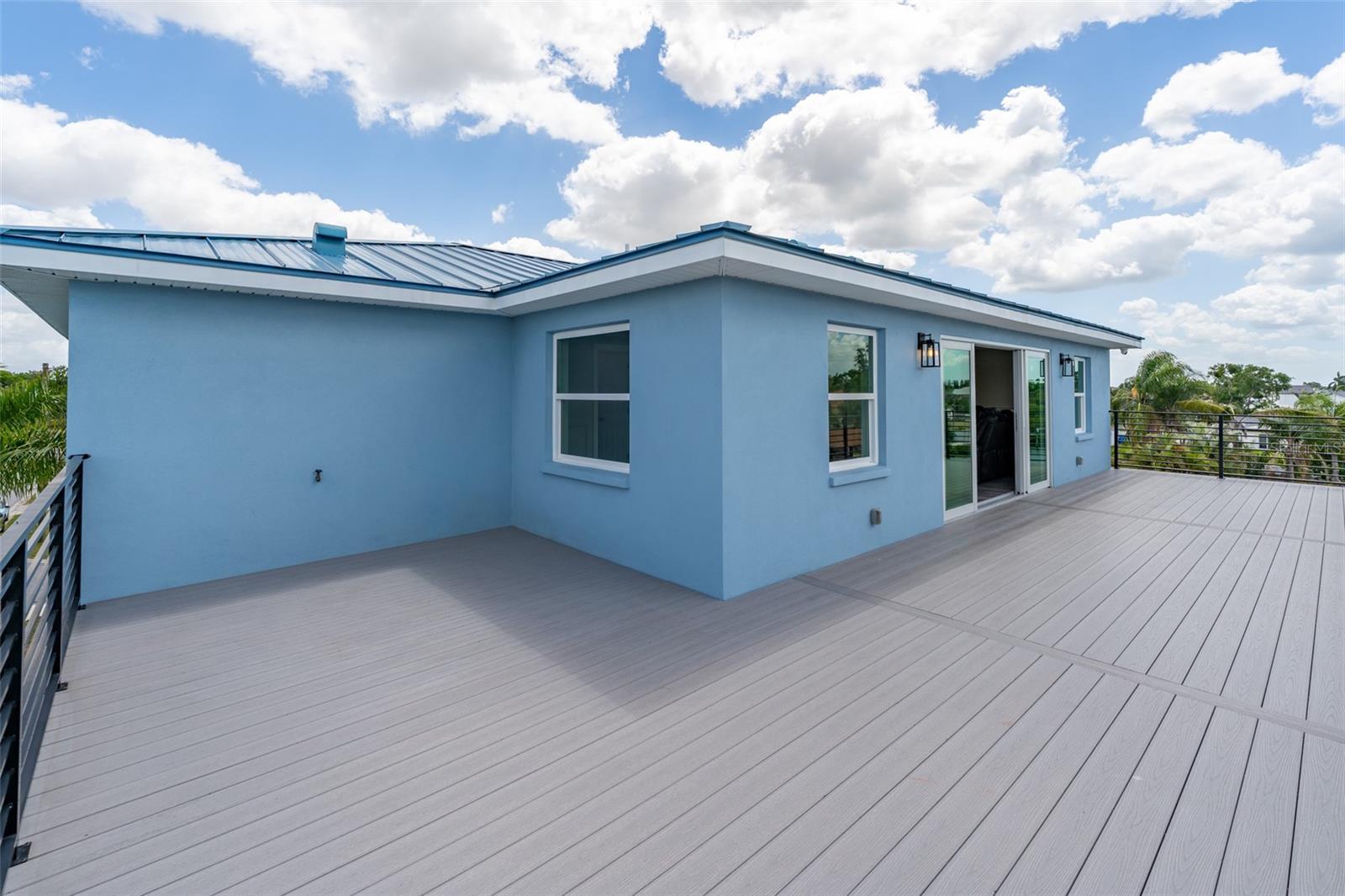 BAY CREST PARK UNIT 01 - Residential