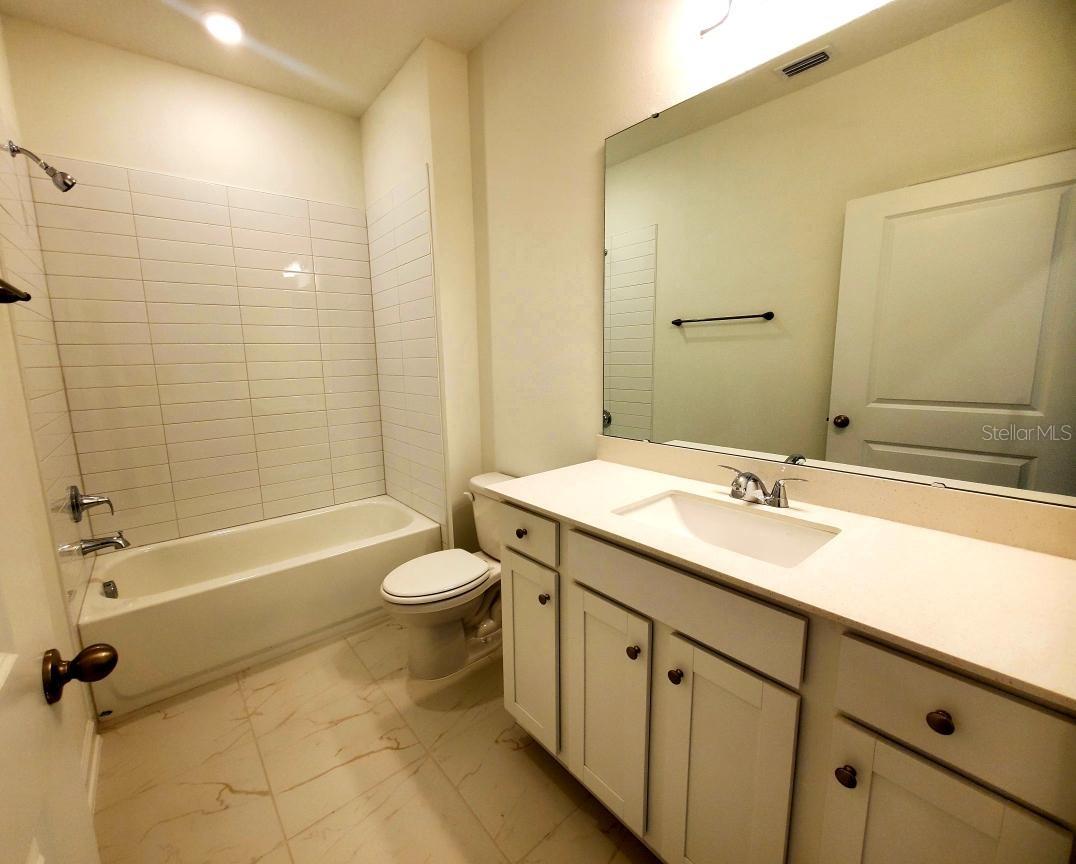 HAMMOCK AT PALM HARBOR - Residential Lease