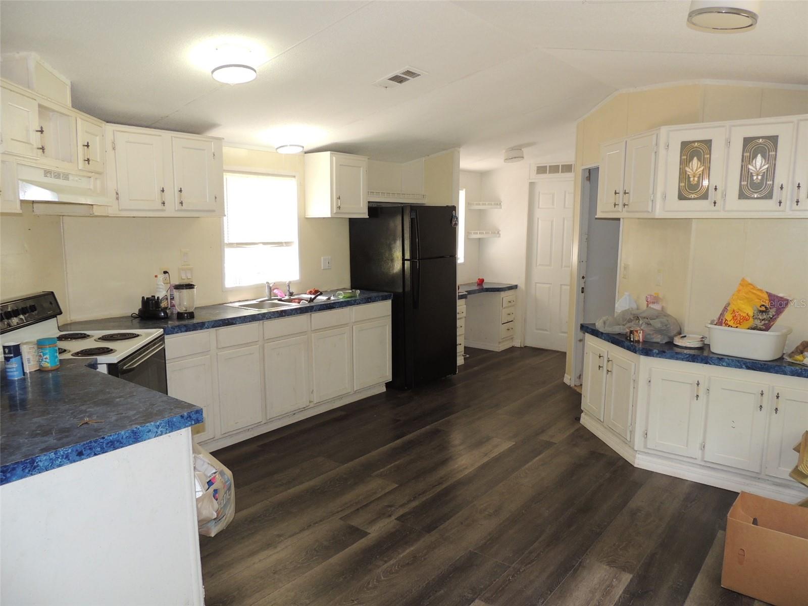 OAKVILLA SUB - Residential