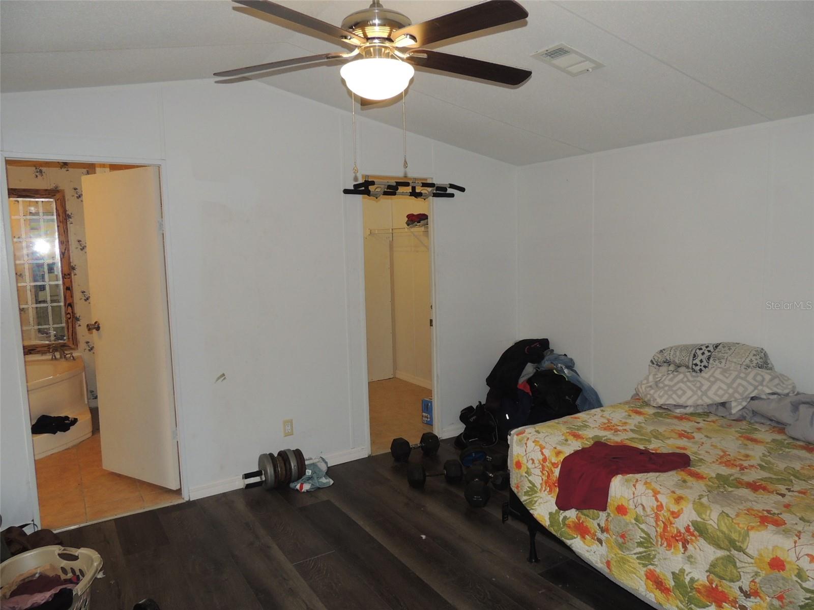 OAKVILLA SUB - Residential