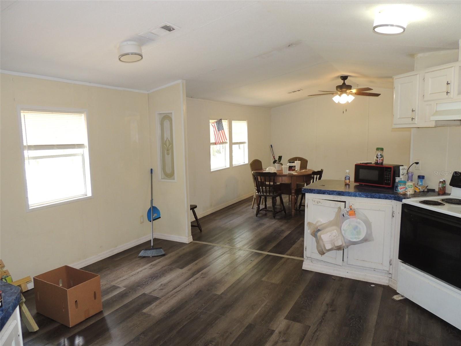 OAKVILLA SUB - Residential