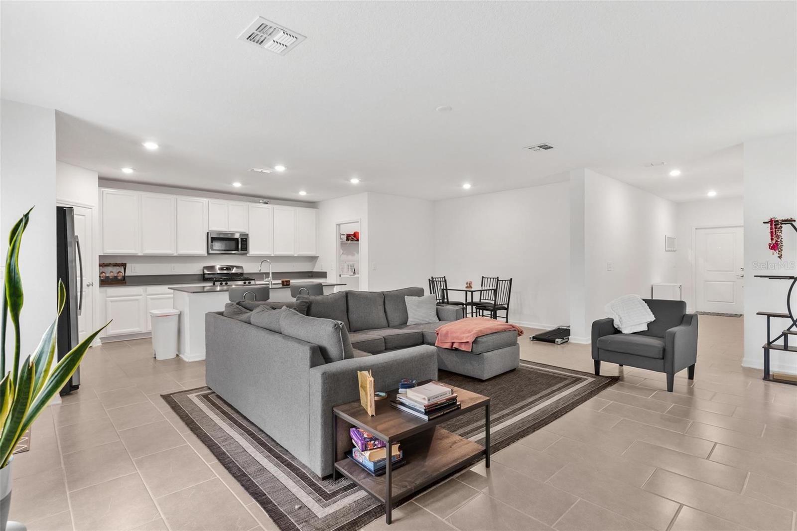 WINDSONG AT LEESBURG - Residential