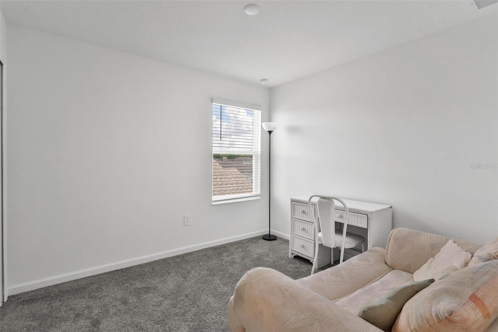 WINDSONG AT LEESBURG - Residential