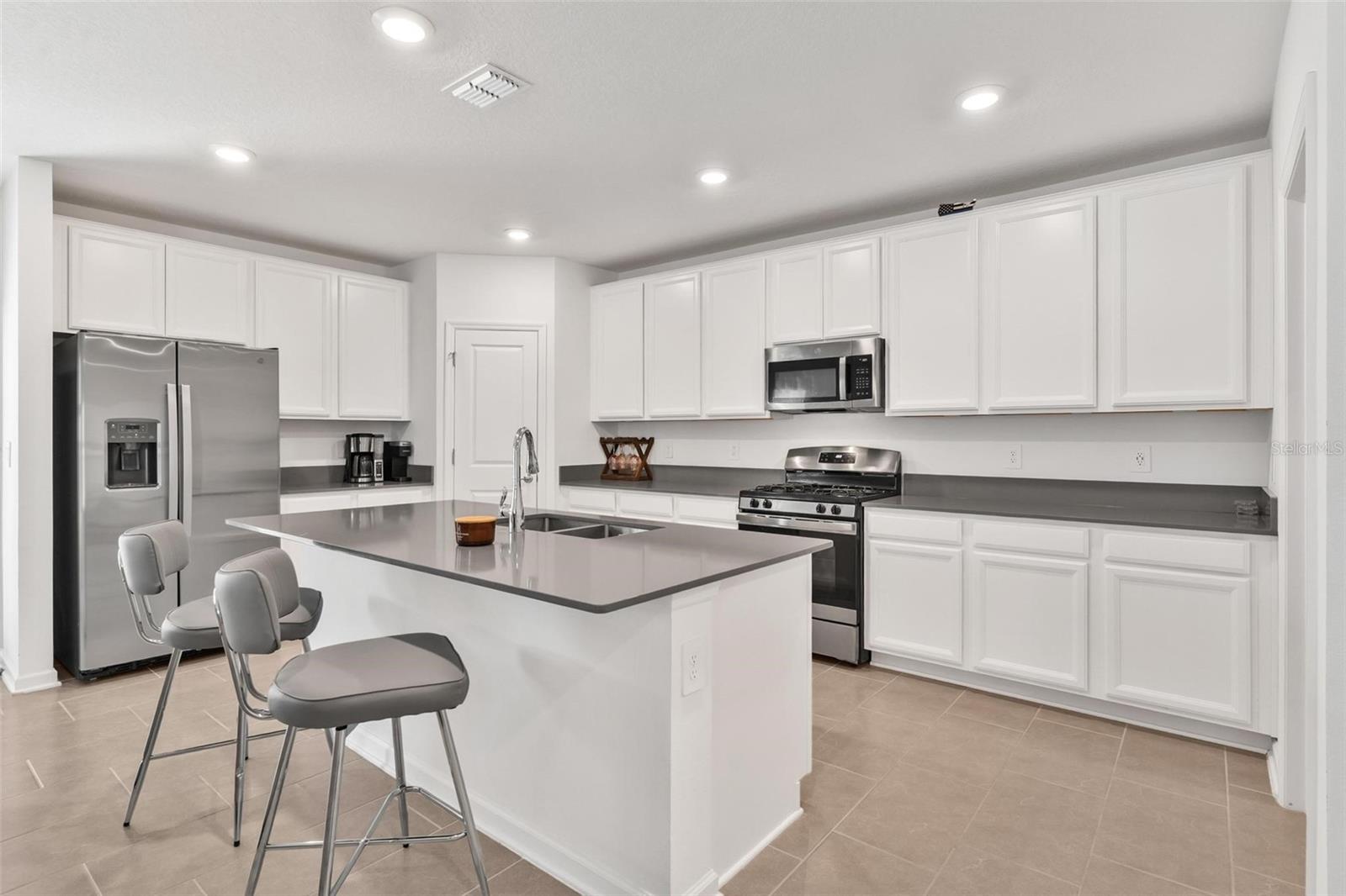 WINDSONG AT LEESBURG - Residential