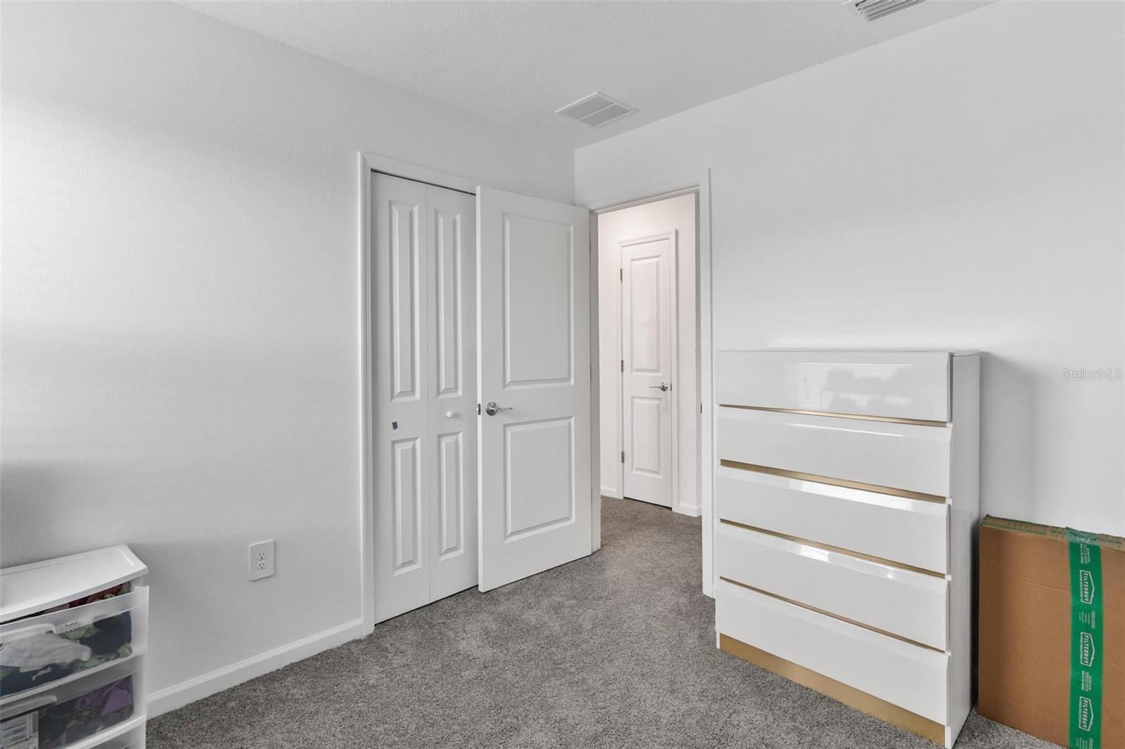 WINDSONG AT LEESBURG - Residential