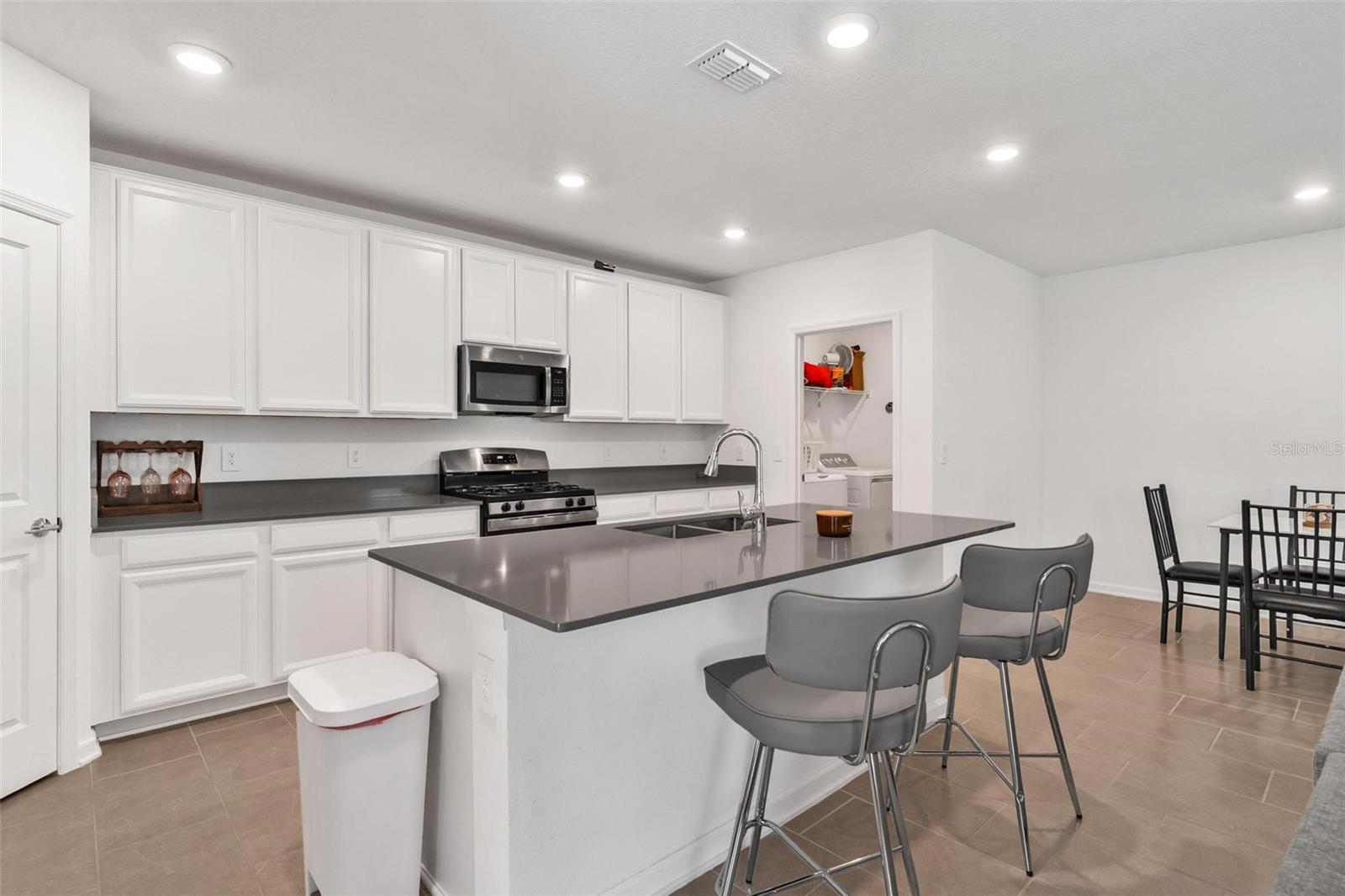 WINDSONG AT LEESBURG - Residential