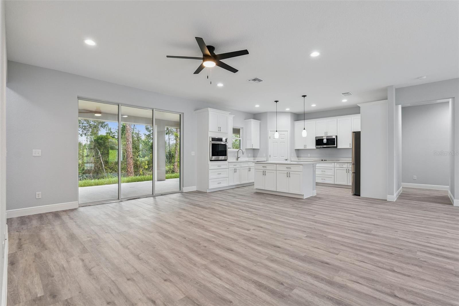 2043 WATERSEDGE DRIVE