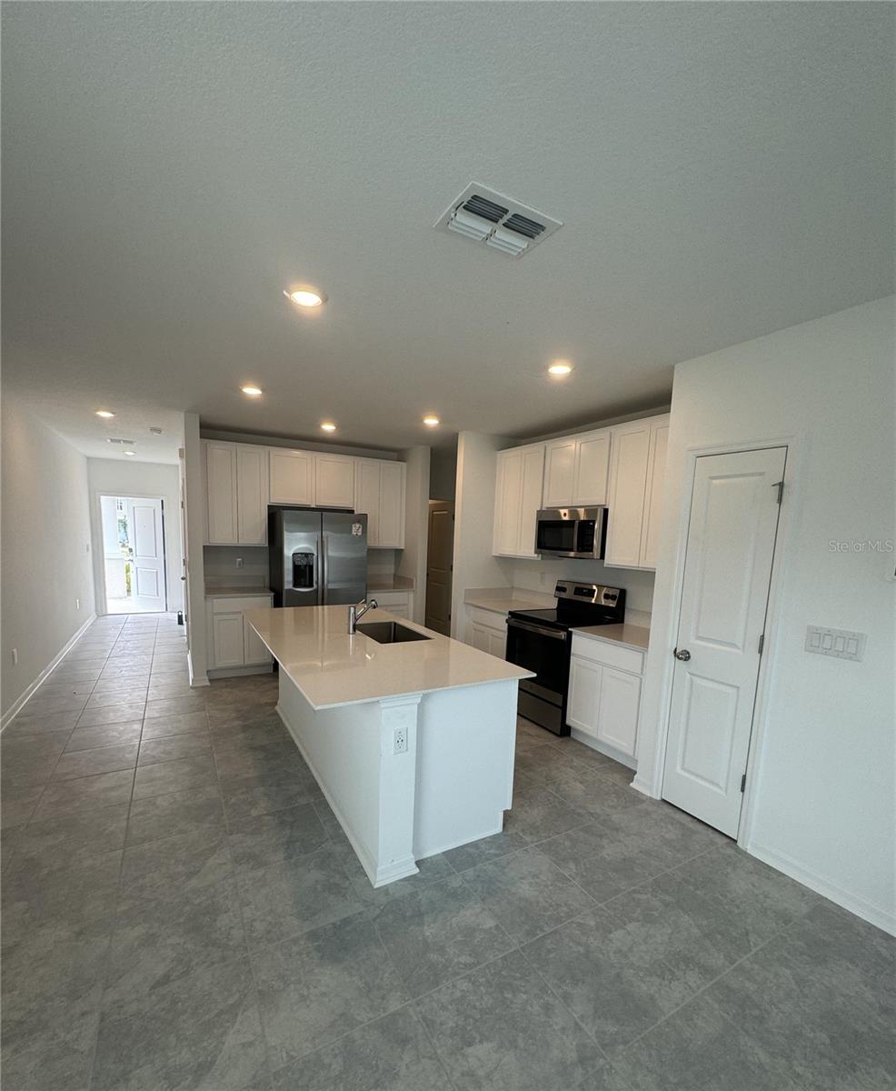 LEOMA'S LANDING - Residential Lease