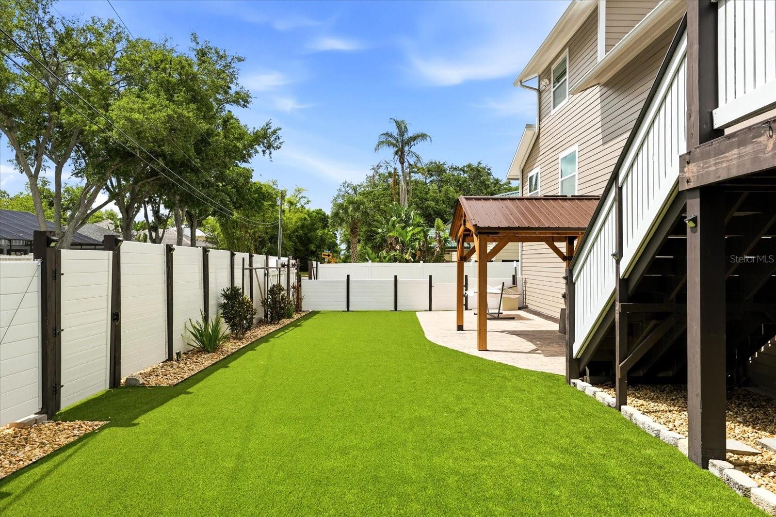 HARBOR VIEW 3 - Residential