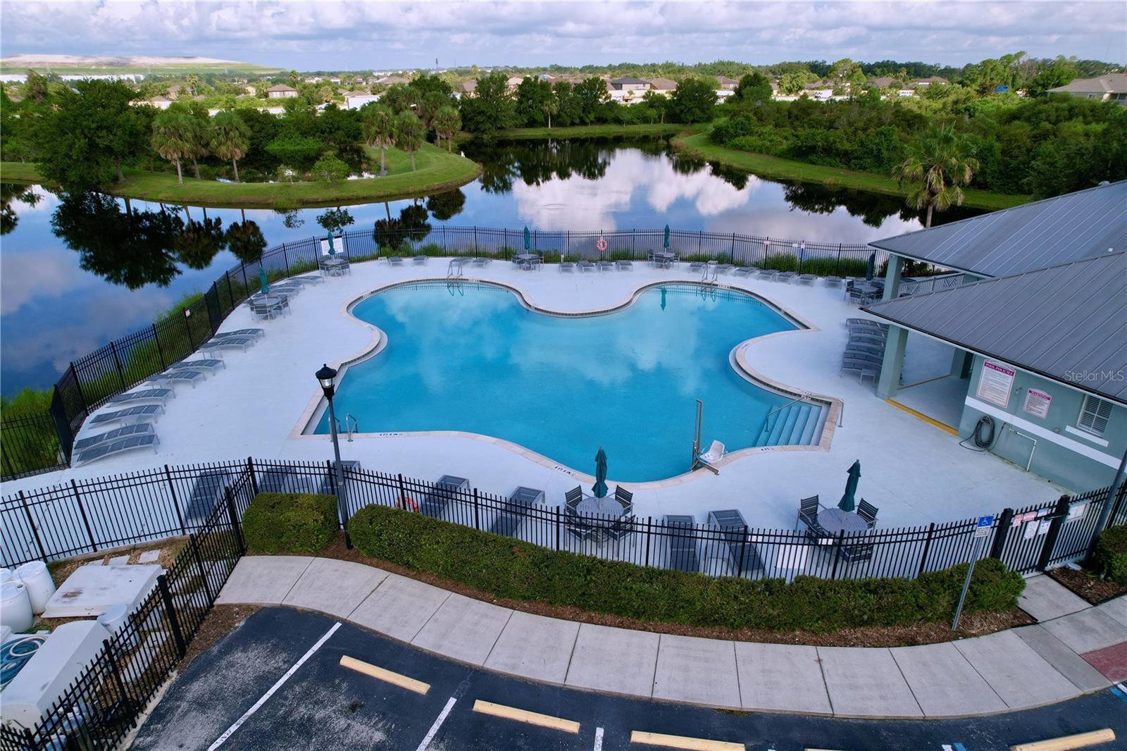 VILLAGES OF BLOOMINGDALE CONDO - Residential