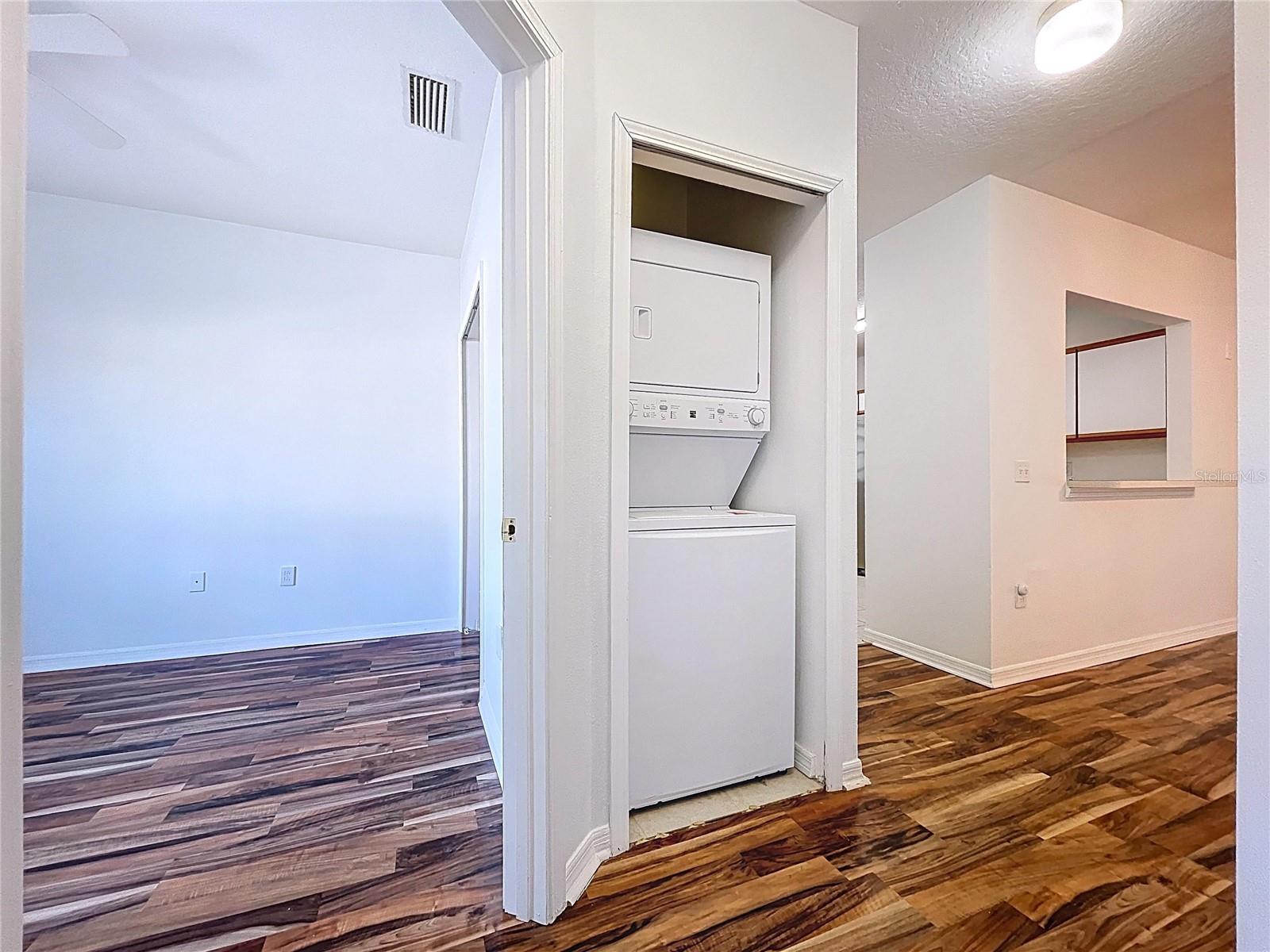 VILLAGES OF BLOOMINGDALE CONDO - Residential