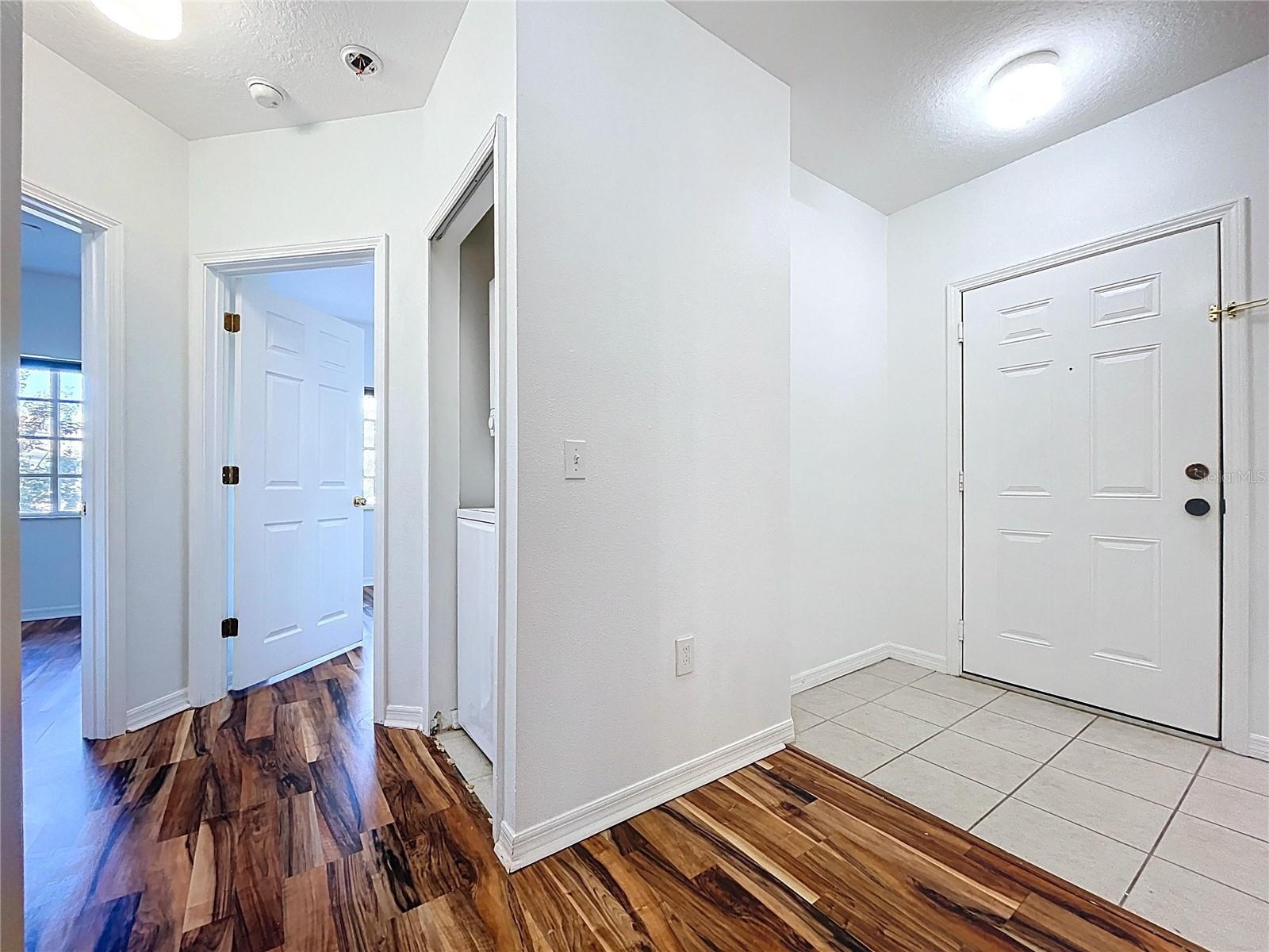 VILLAGES OF BLOOMINGDALE CONDO - Residential