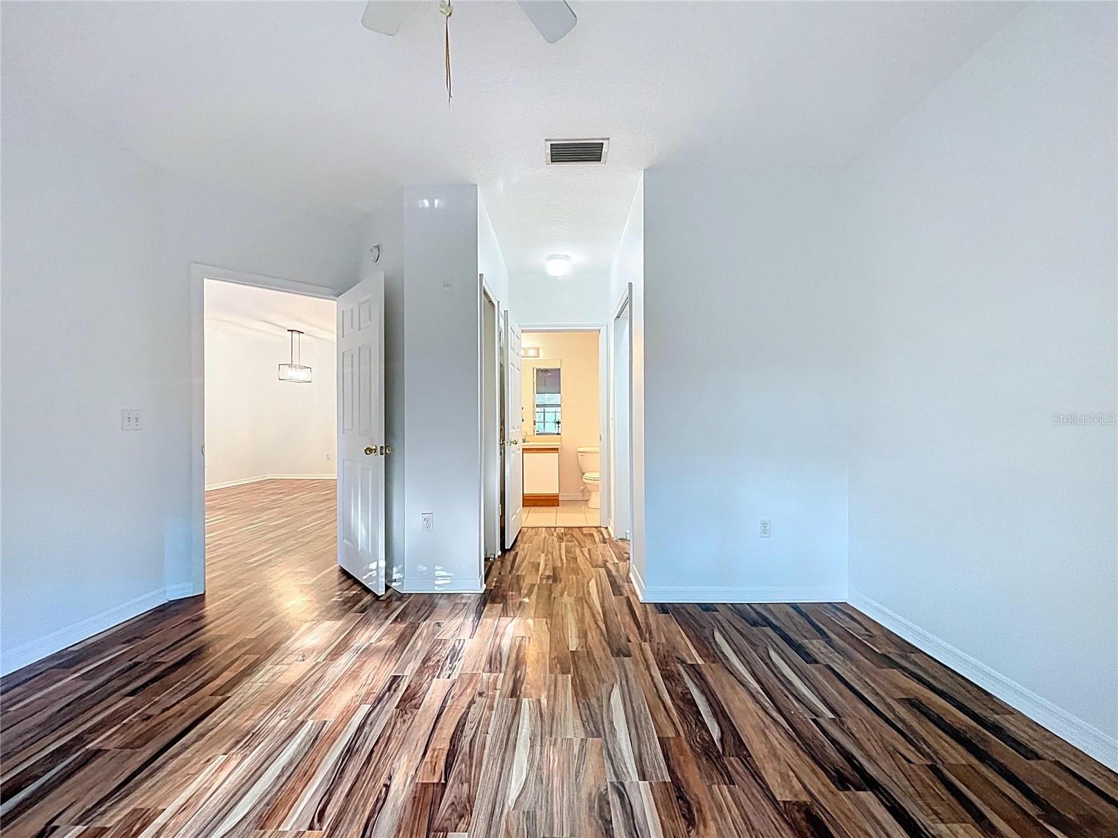 VILLAGES OF BLOOMINGDALE CONDO - Residential