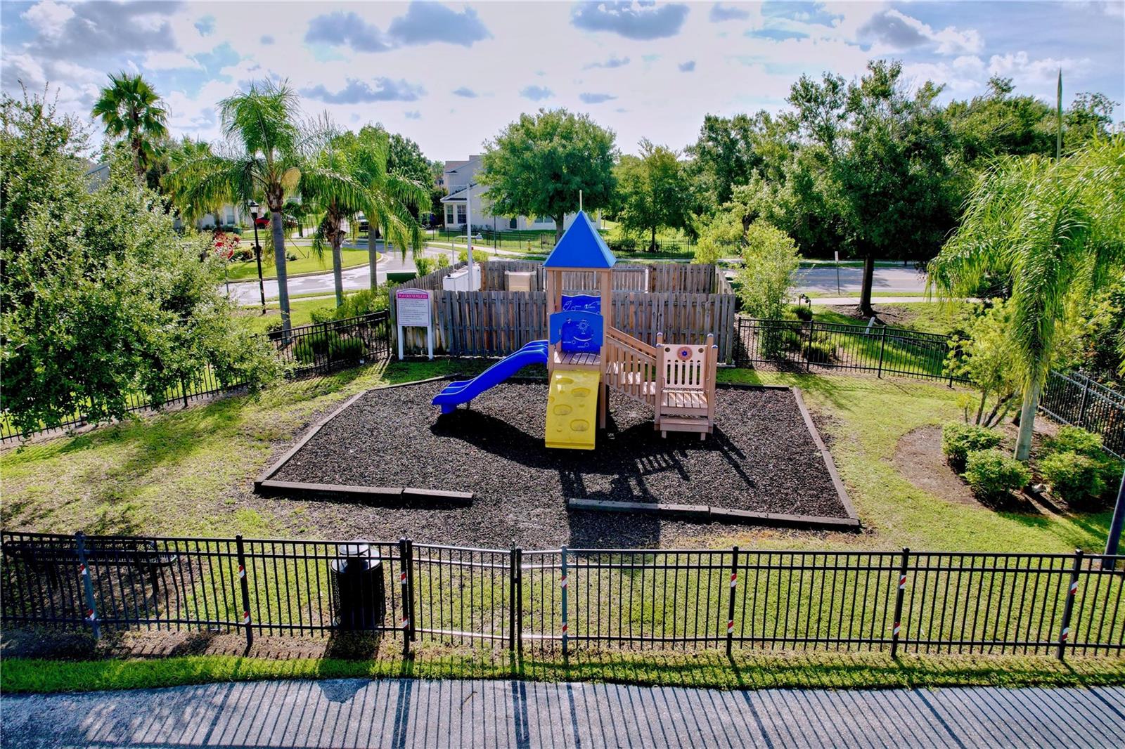 VILLAGES OF BLOOMINGDALE CONDO - Residential
