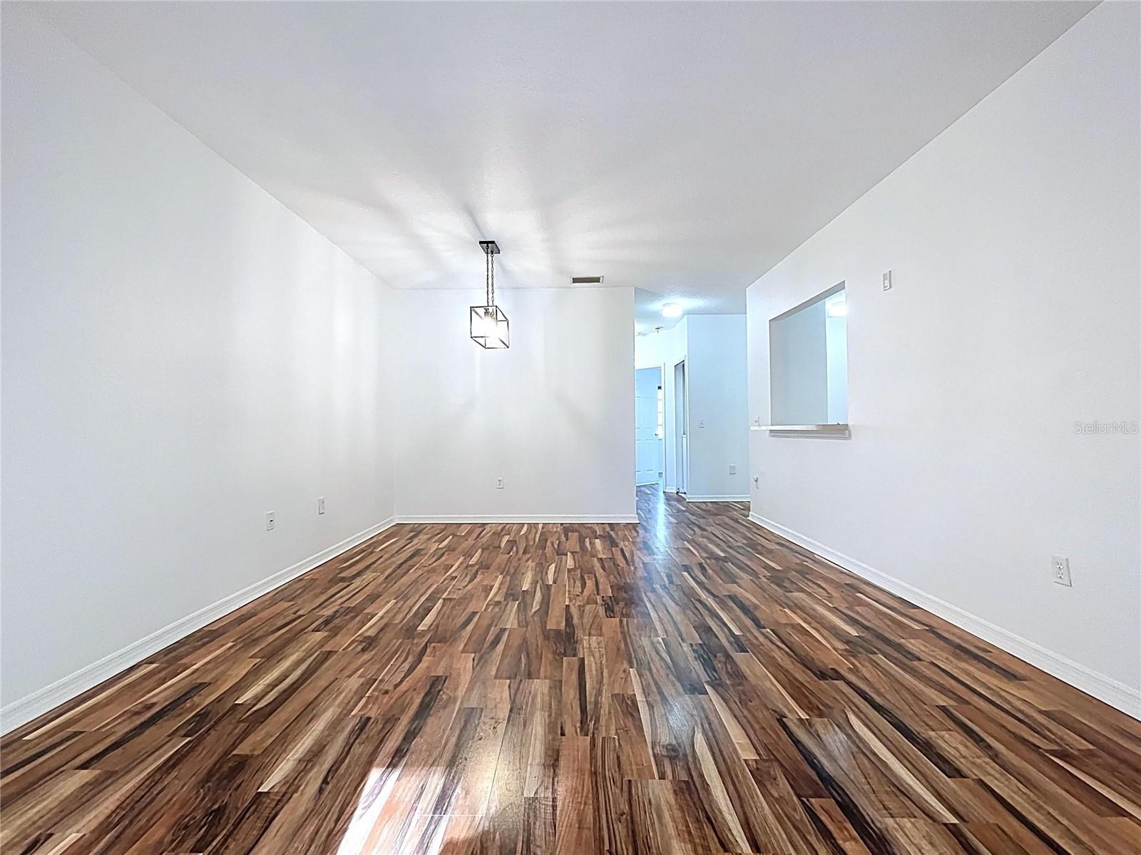 VILLAGES OF BLOOMINGDALE CONDO - Residential
