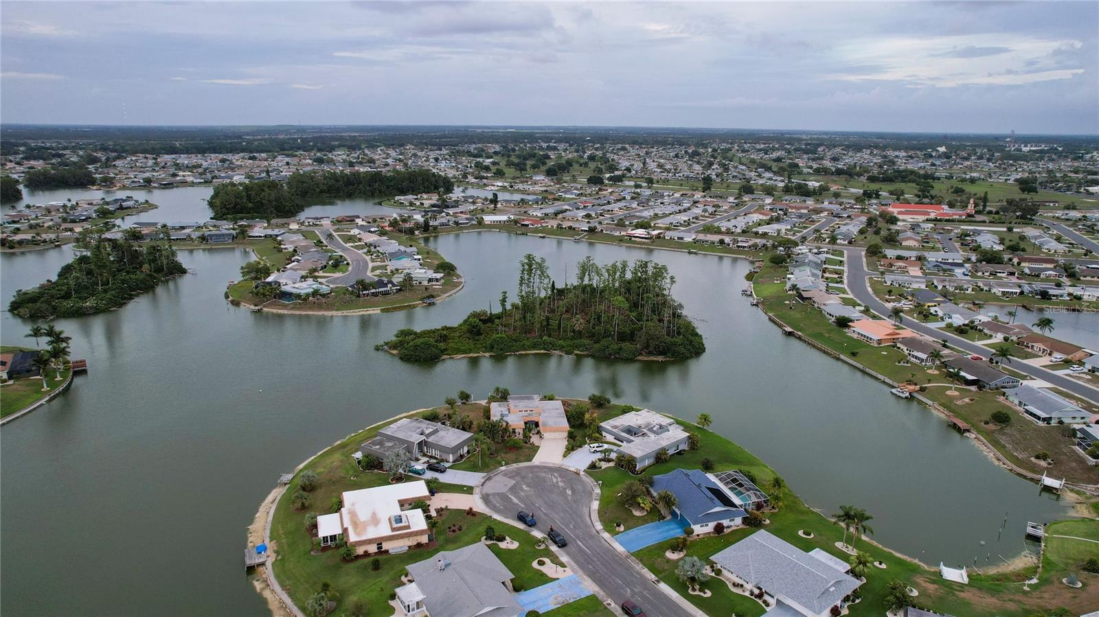 DEL WEBBS SUN CITY FLORIDA UN - Residential