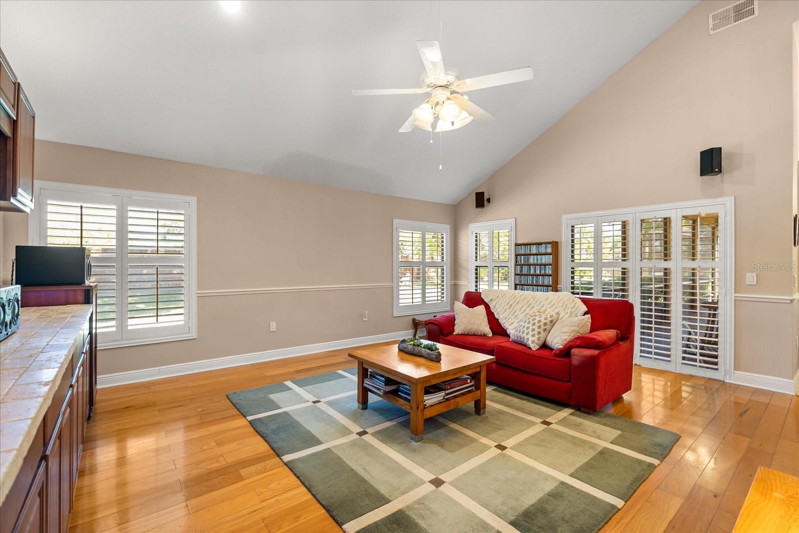 LAKEHURST - Residential