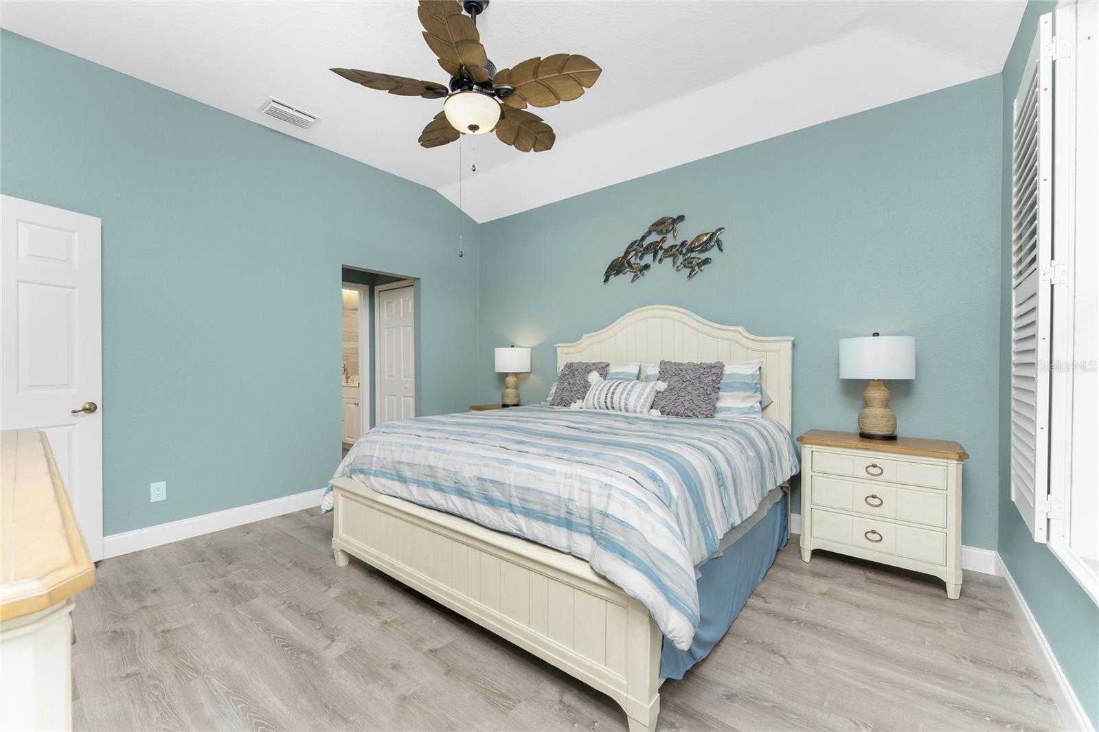 COURTSIDE LANDINGS LAND CONDO - Residential